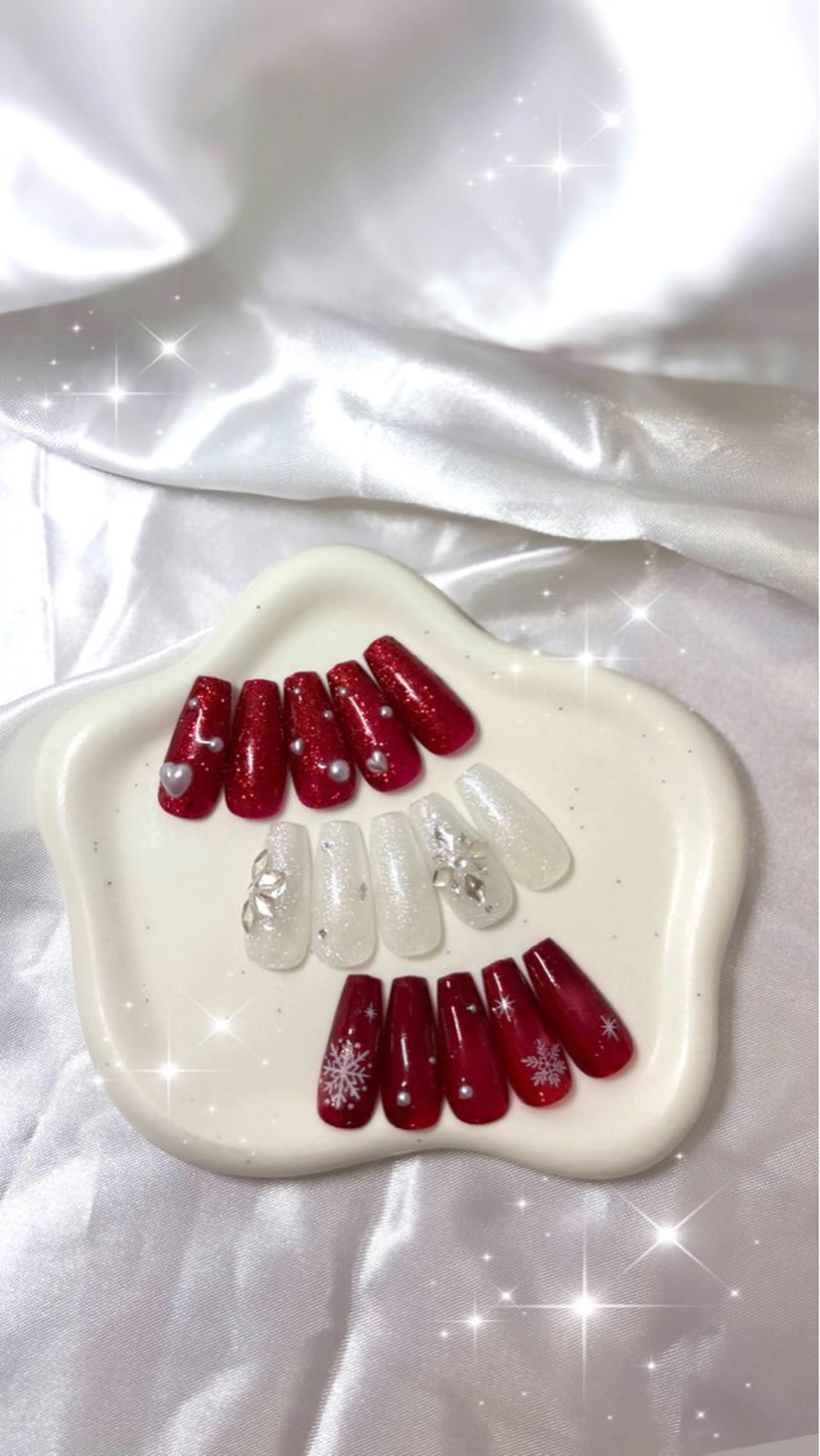 【オフ無】　December nail❄️✨の写真