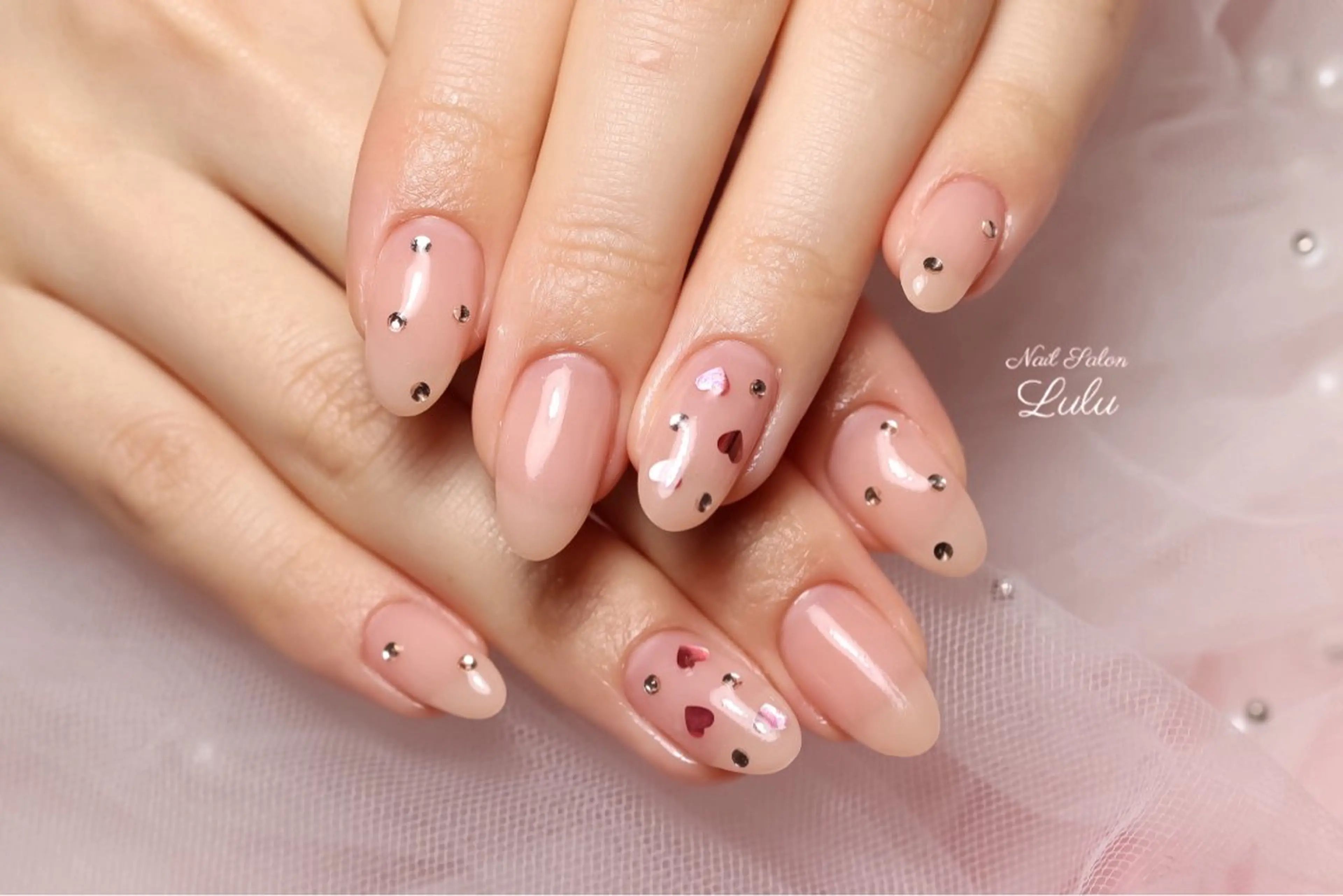 ネイル ピンク Lulu nail salon 南堀江店所属・西村 あやかのネイルデザイン