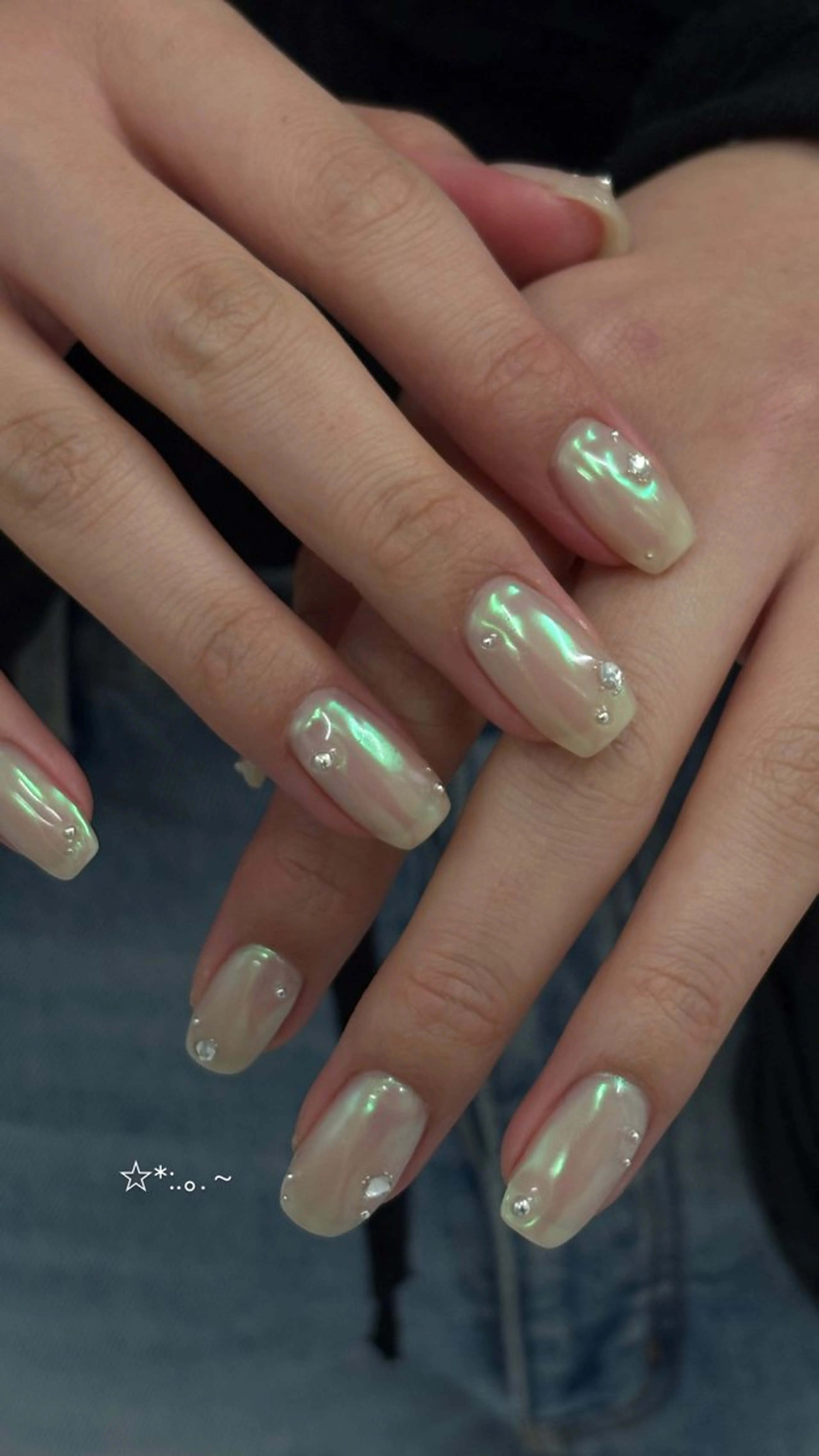 ネイル ハンドネイル 甲村 未玖のネイルデザイン