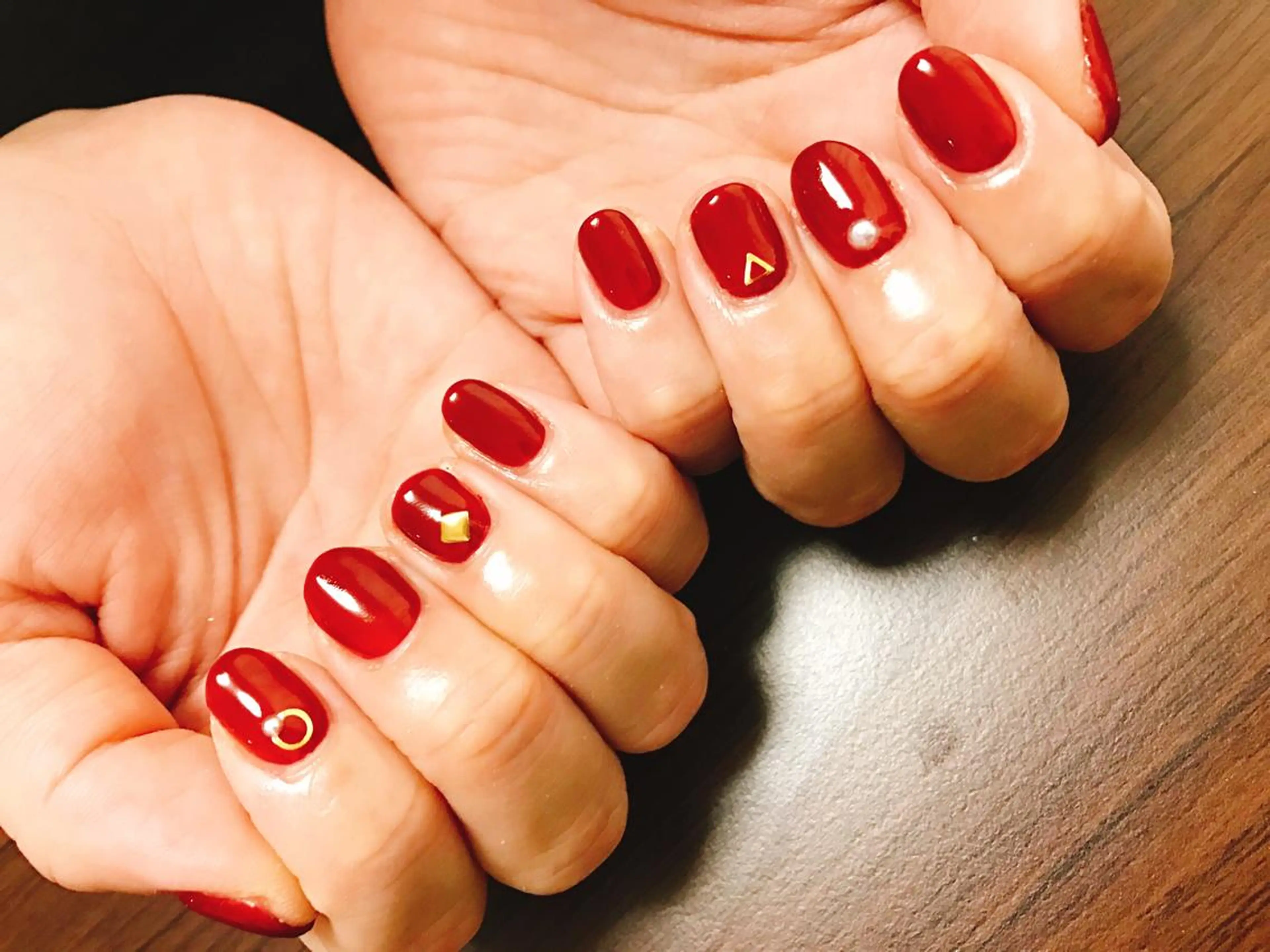 ネイル 【カメレオン】 上村 祥子のヘアスタイル