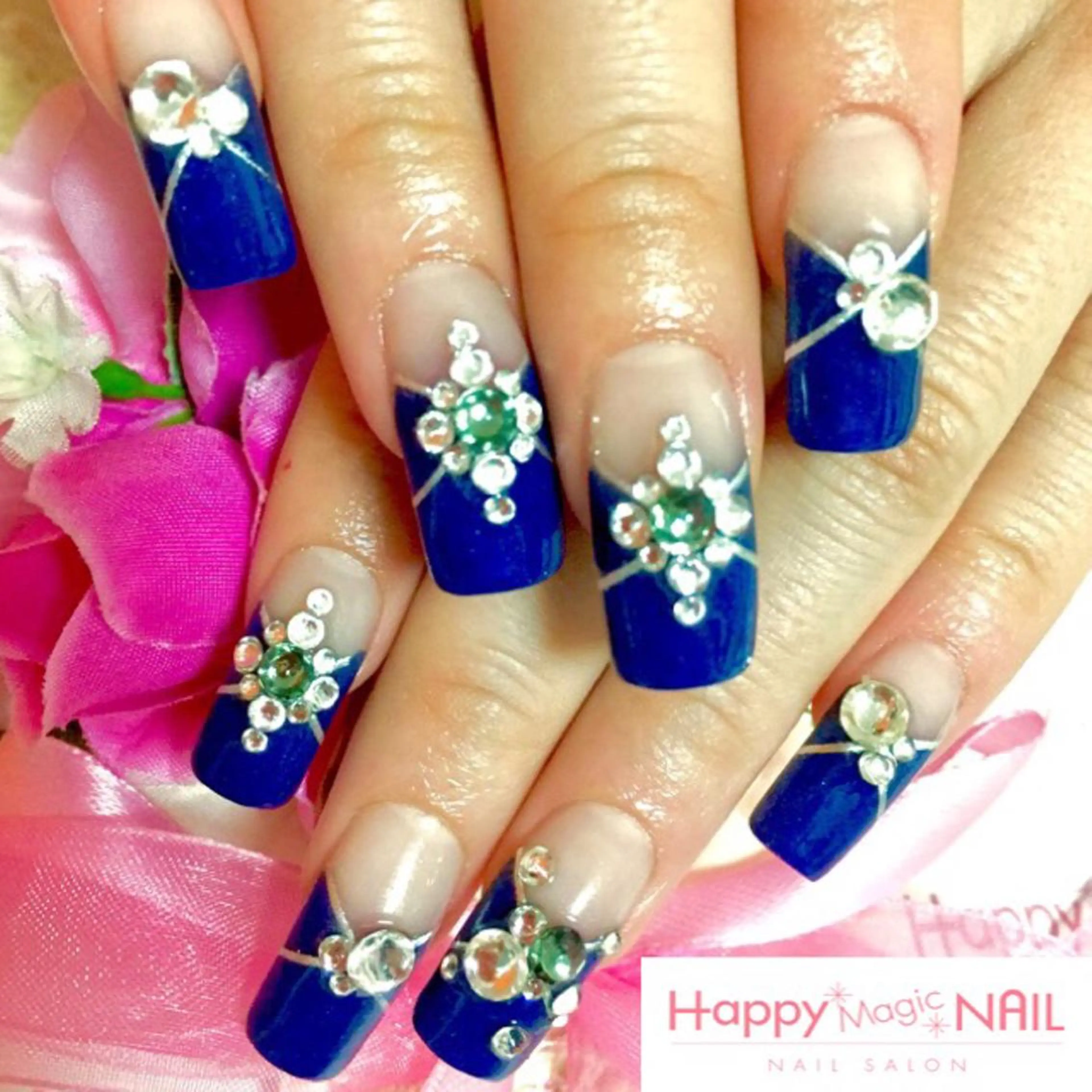 ネイル スカルプネイル HappyMagic NAILのネイルデザイン