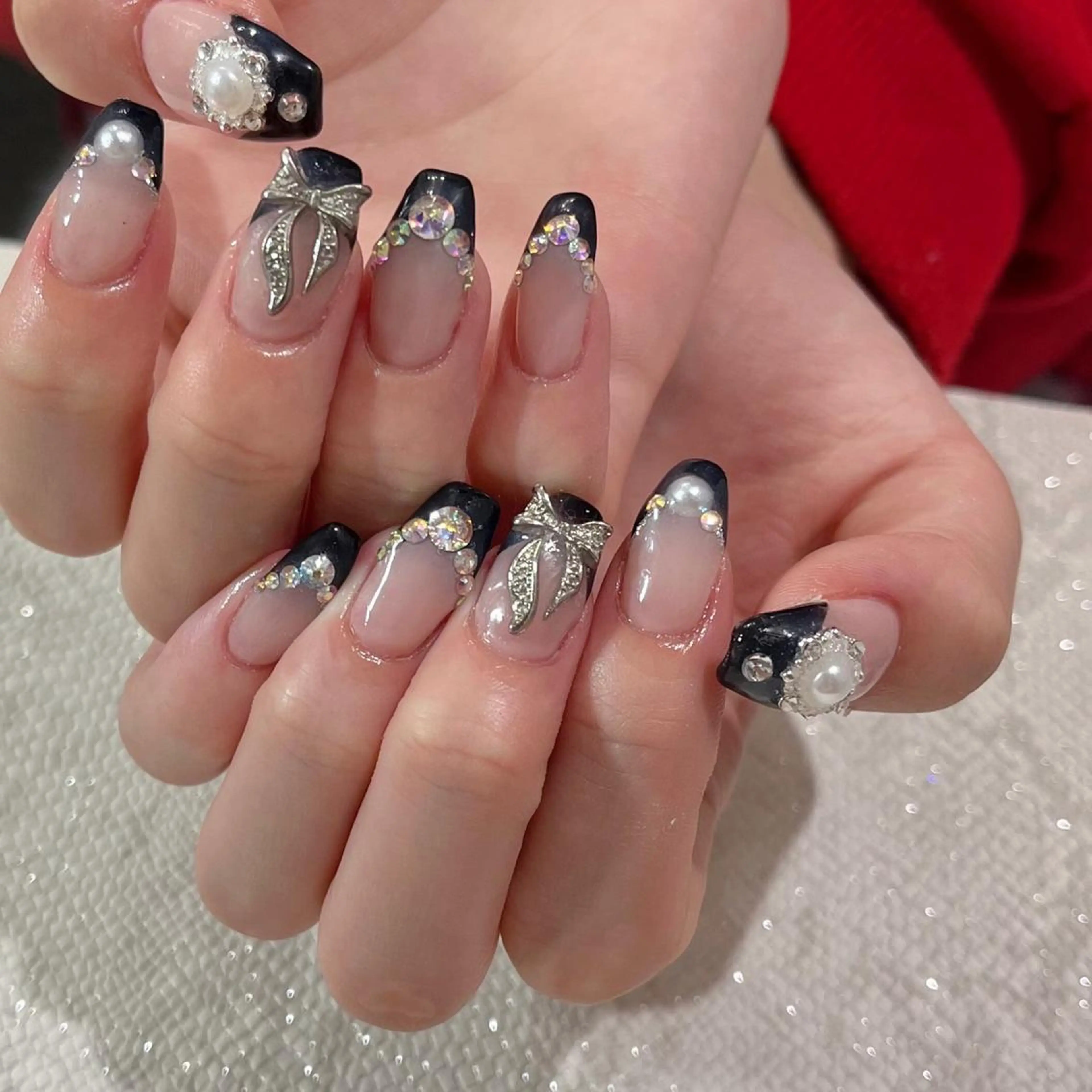 ロング カラー パーマ ヘアアレンジ メンズ キッズ ネイル マツエク・マツパ アイブロウ メンズ韓国風 韓国風マツエク 韓国風ヘア オーロラネイル クリアネイル Salon Ｋのネイルデザイン