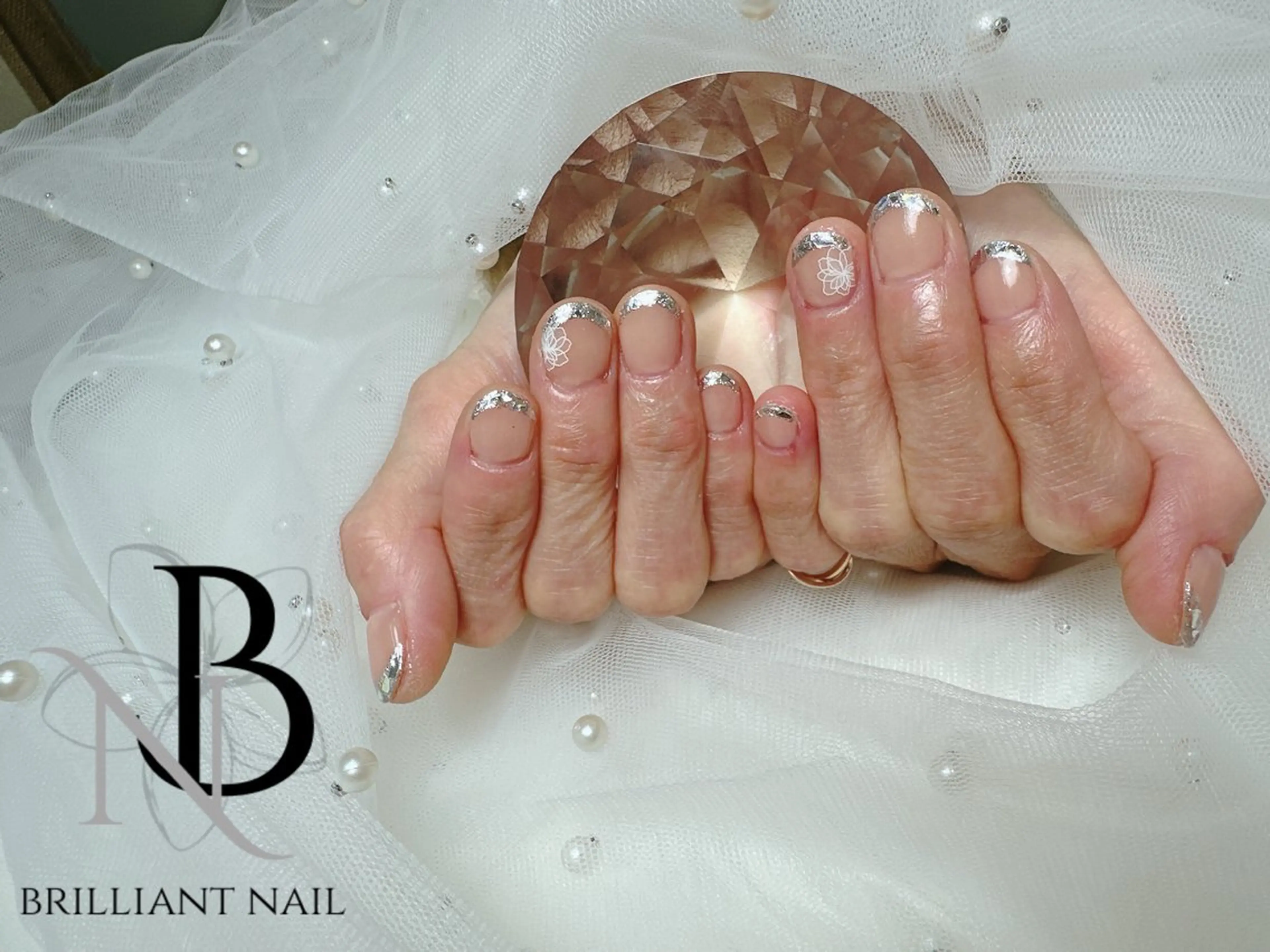 ネイル フレンチネイル ガラスフレンチ ハンドネイル ハンドケア brilliant nail💎あやのネイルデザイン