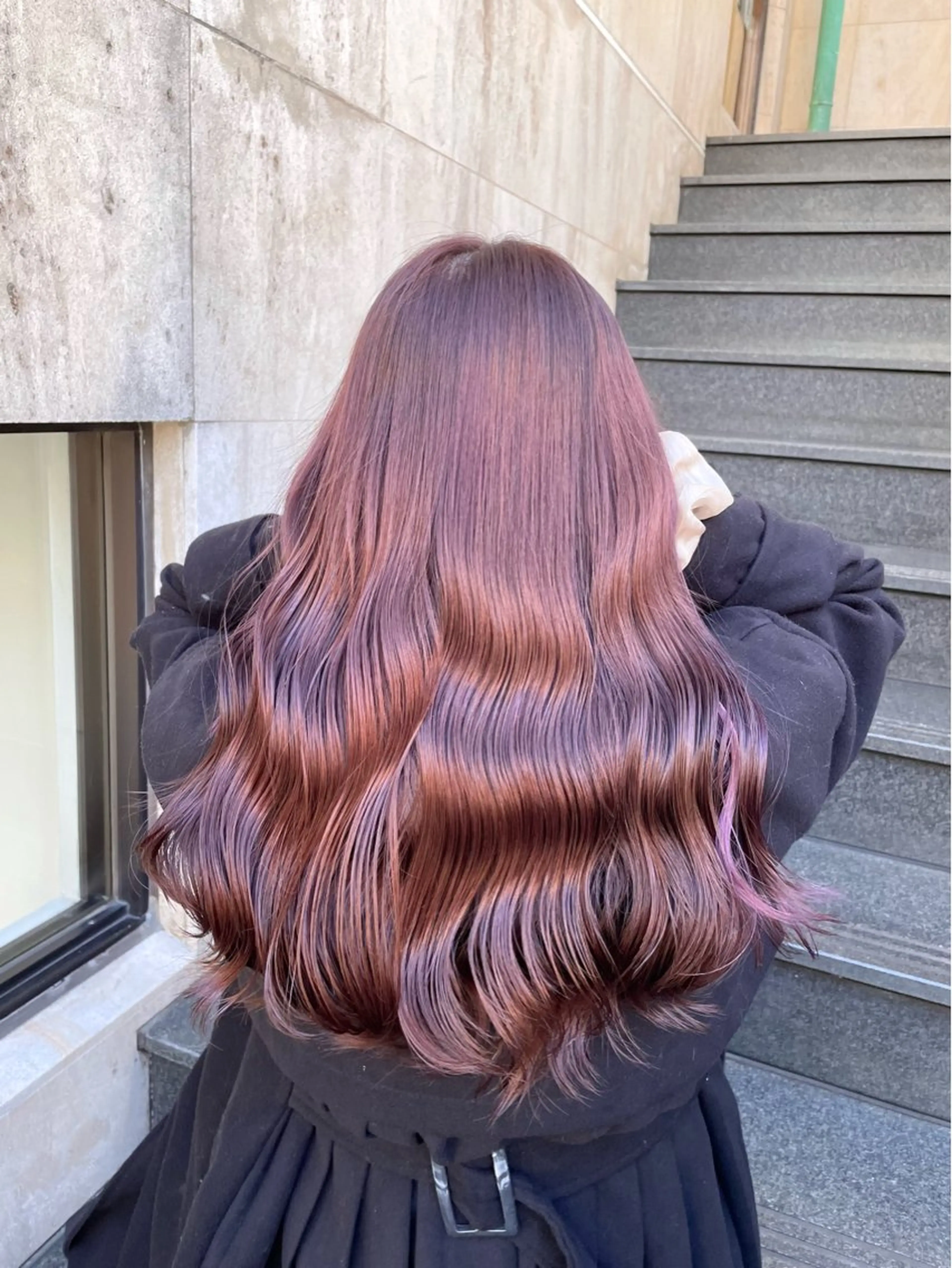 ロング カラー 切りっぱなしボブ ブリーチ ダブルカラー ハイライトカラー ブリーチなしカラー カット ヘアカラー トリートメント ヘッドスパ ヘアセット Wカラー/髪質改善/ 艶カラー🩶Sanaのヘアスタイル