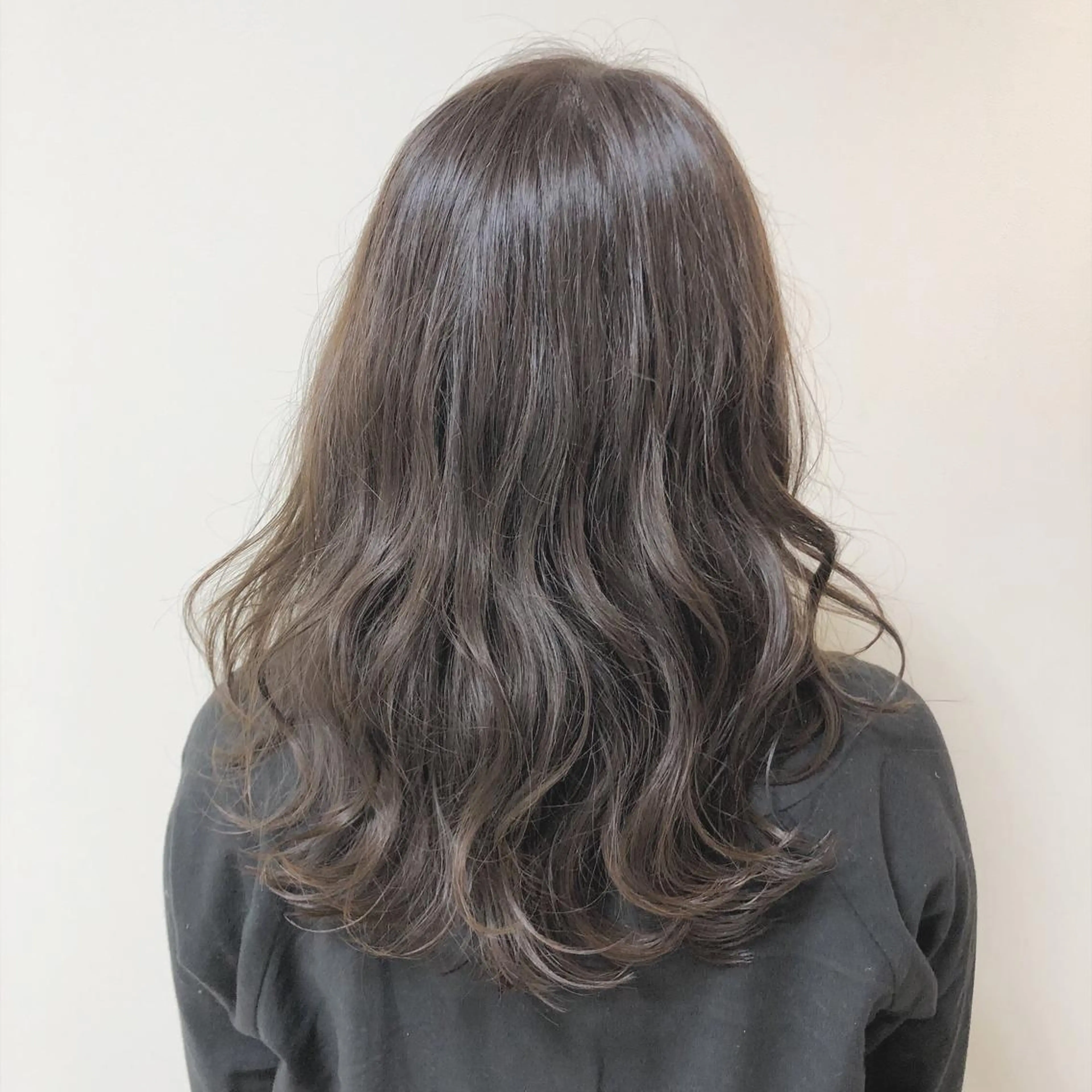 ミディアム カラー ヘアアレンジ カット ヘアカラー トリートメント 【スタイリスト】此木 裕菜のヘアスタイル