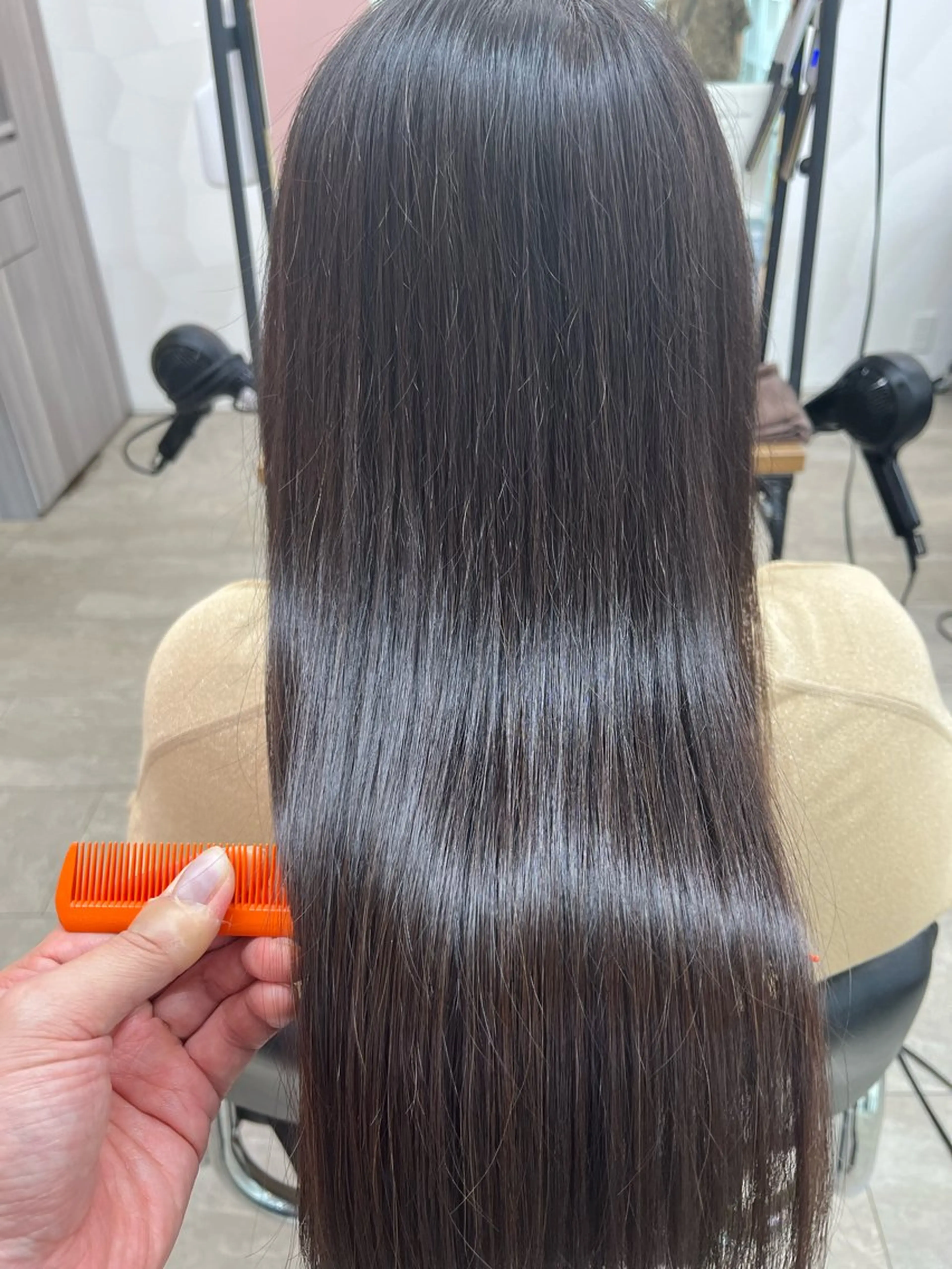【超高濃度水素ケア】カット＋超高濃度水素ケアストレートの写真
