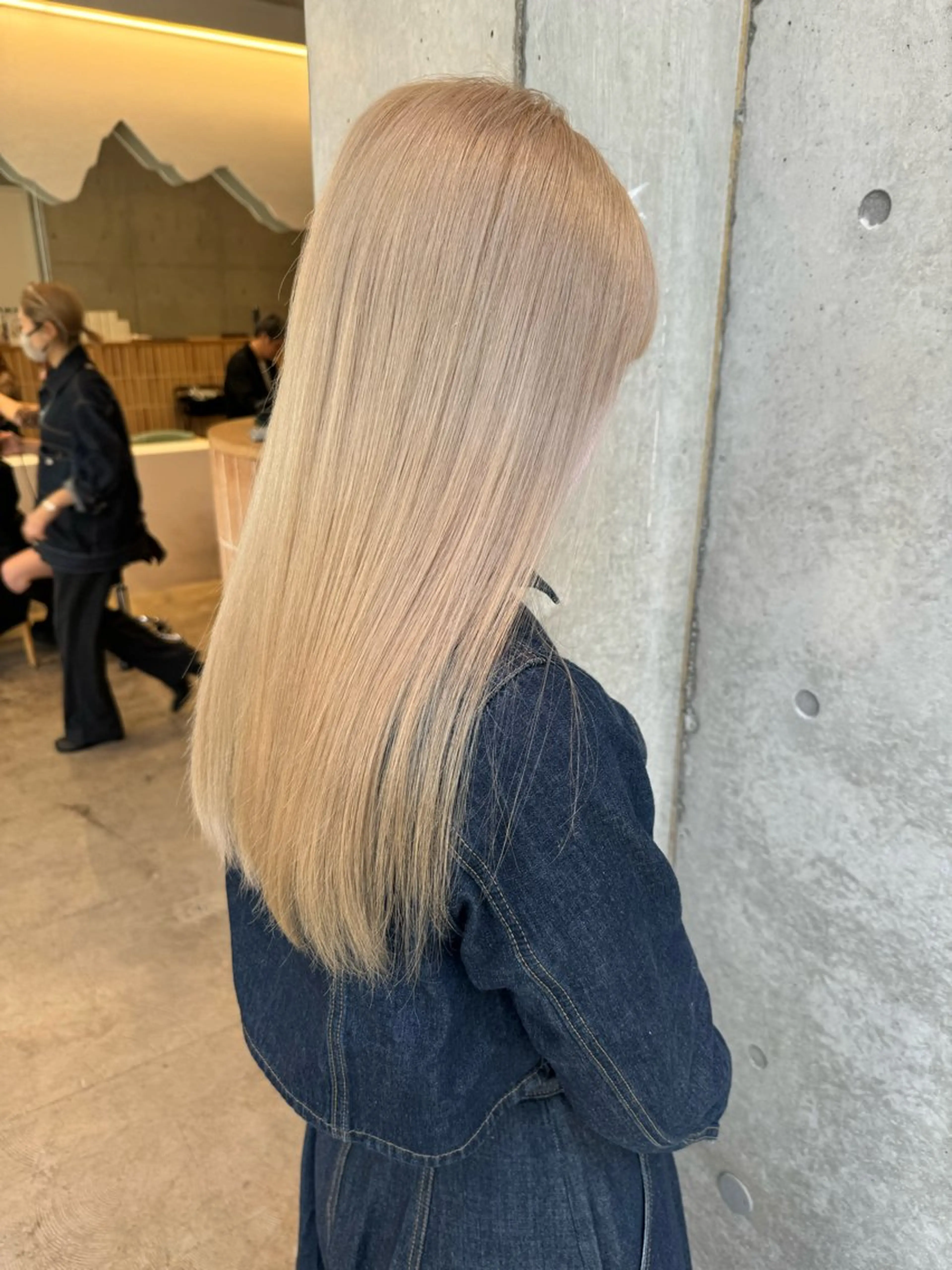 ミディアム カラー ヘアアレンジ ミニボブ/ブリーチ 🌈MISATOのヘアスタイル