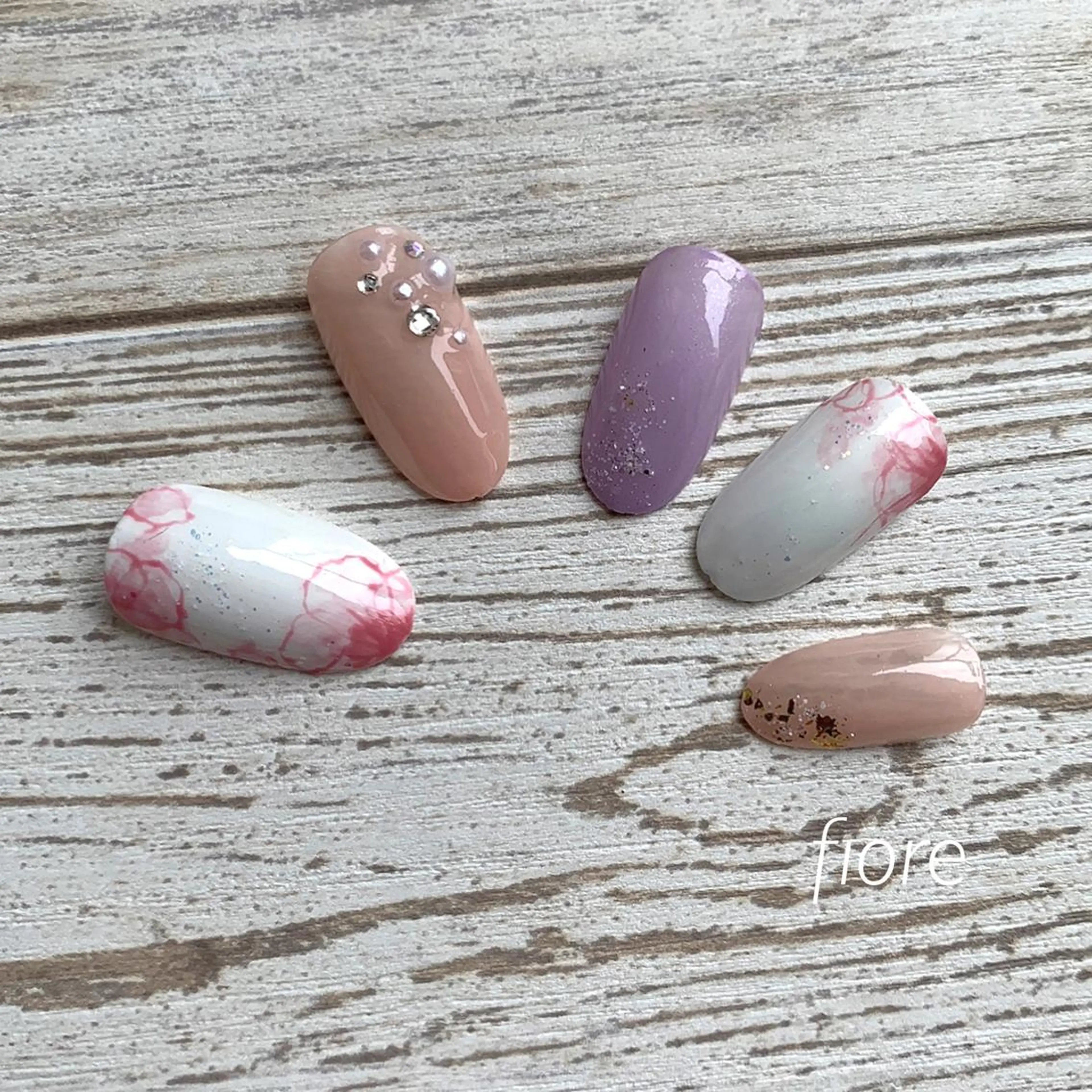 ネイル フラワーネイル フィオーレ fiore所属・fiore みゆきのネイルデザイン