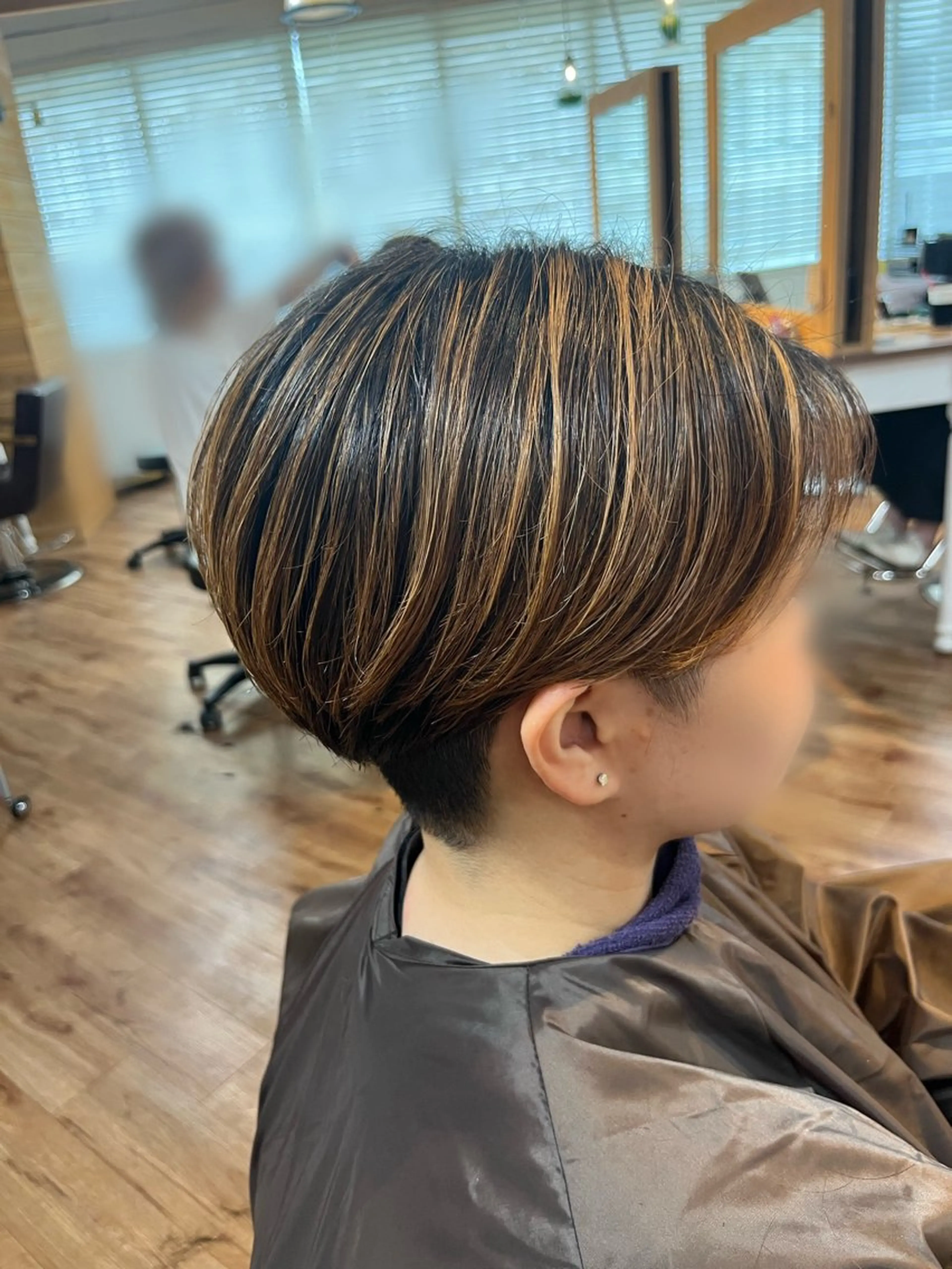 ショート ショートヘア 高森 桃佳のヘアスタイル