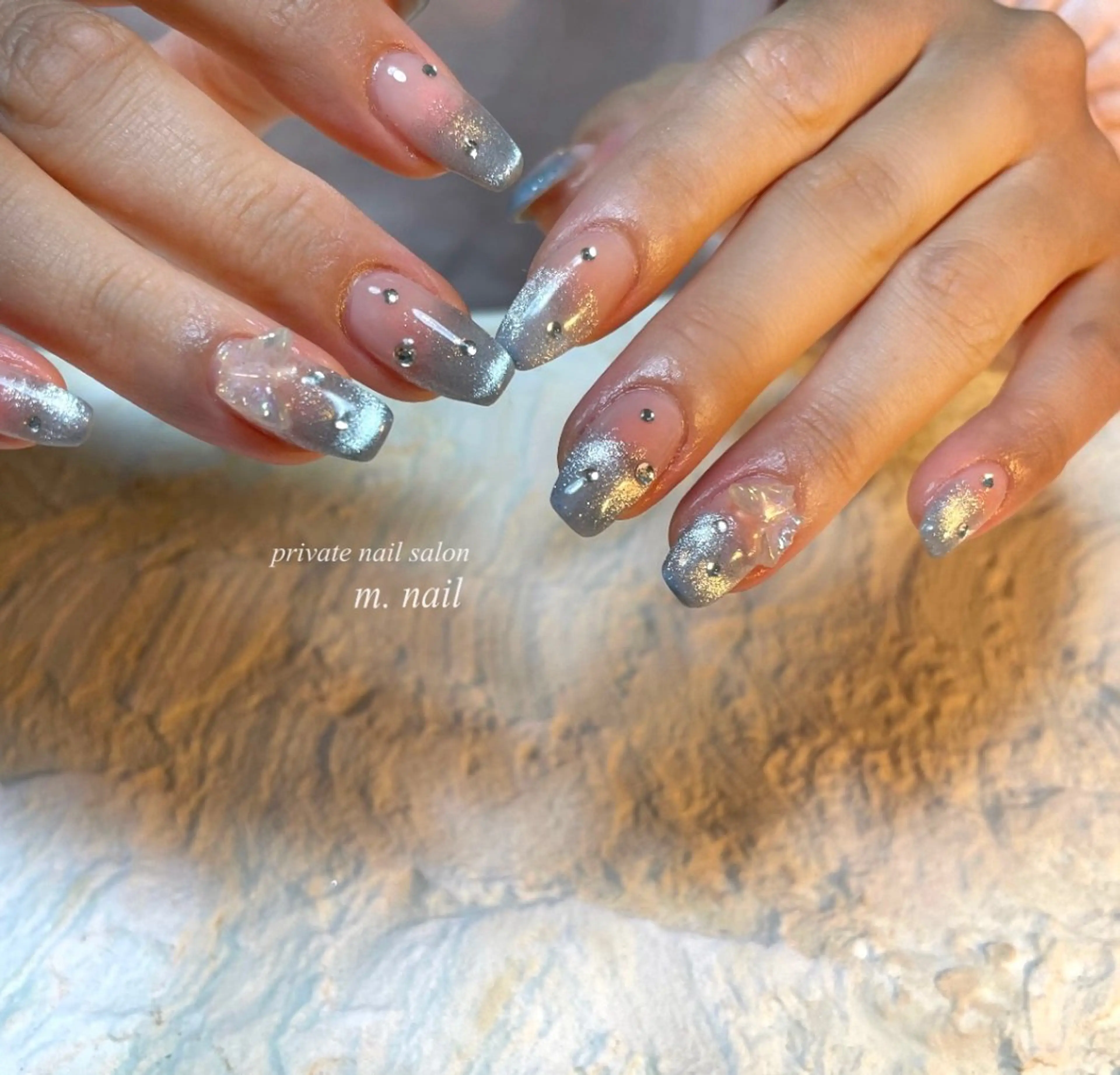 ネイル チークネイル フレンチネイル 韓国ネイル マグネットネイル ワンホンネイル ハンドネイル m.nail salonのネイルデザイン