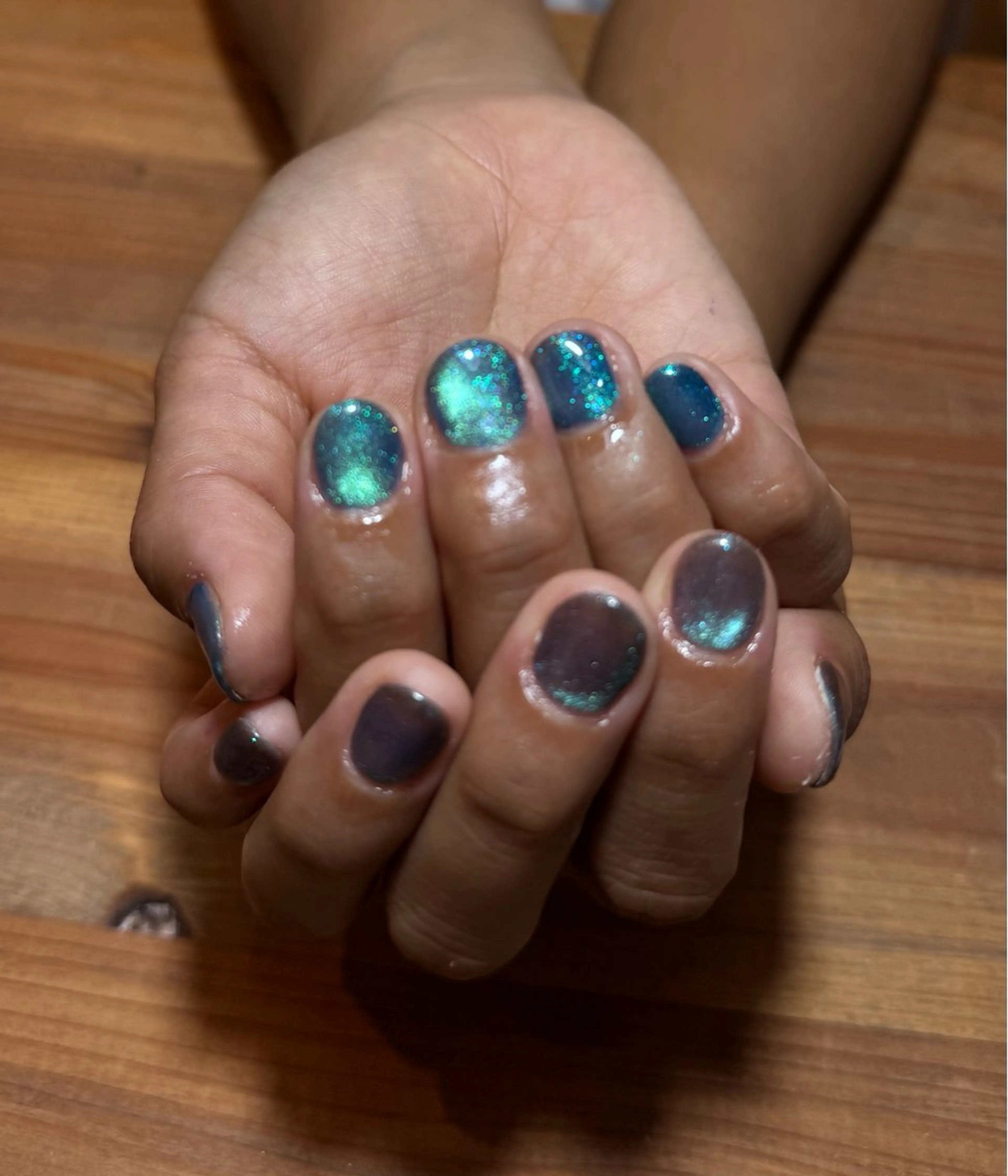 ネイル マグネットネイル ワンカラーネイル ハンドネイル Nes.nail&eyelash沖縄所属・Nes.nail 那覇松山のネイルデザイン