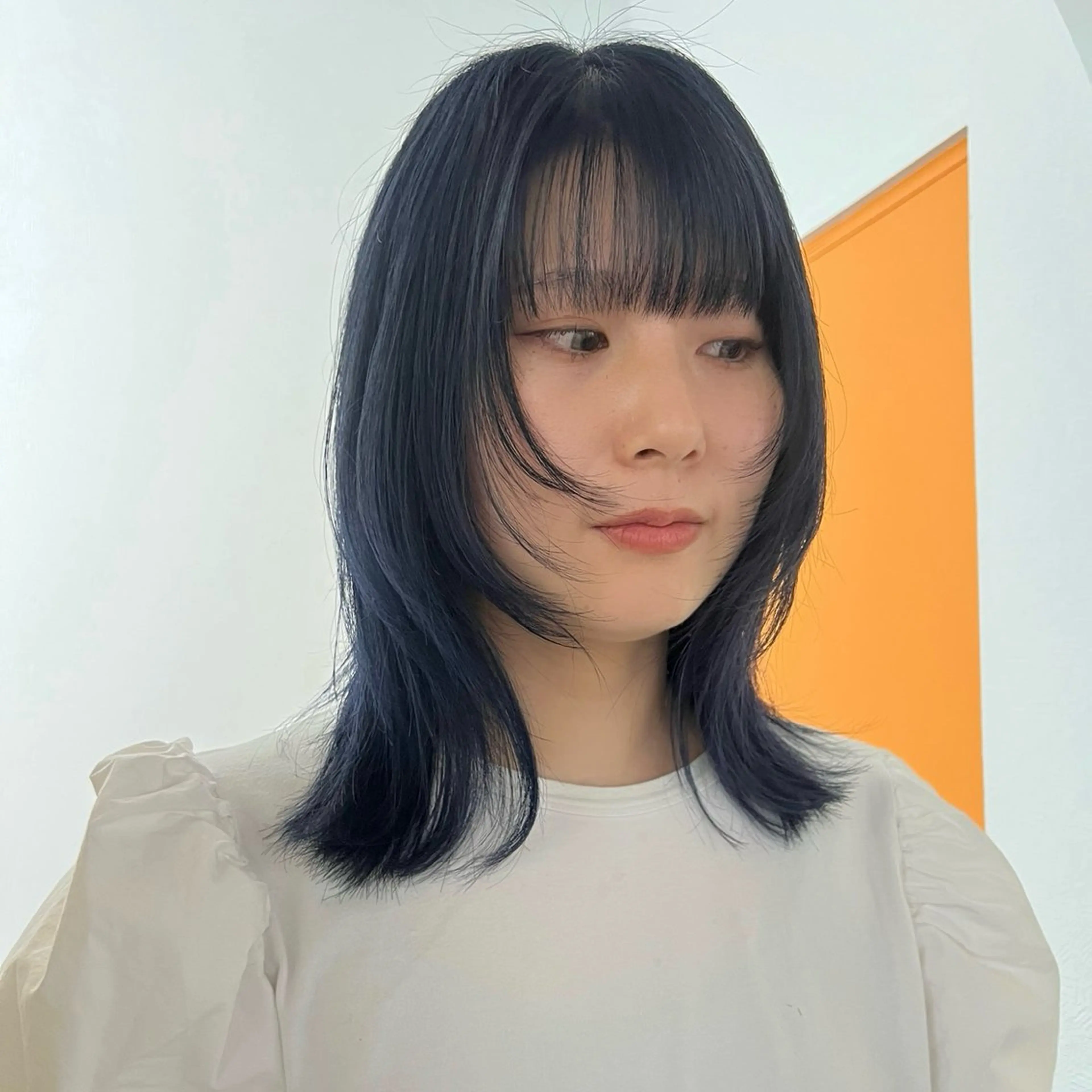 ミディアム ［　］ Shiroのヘアスタイル