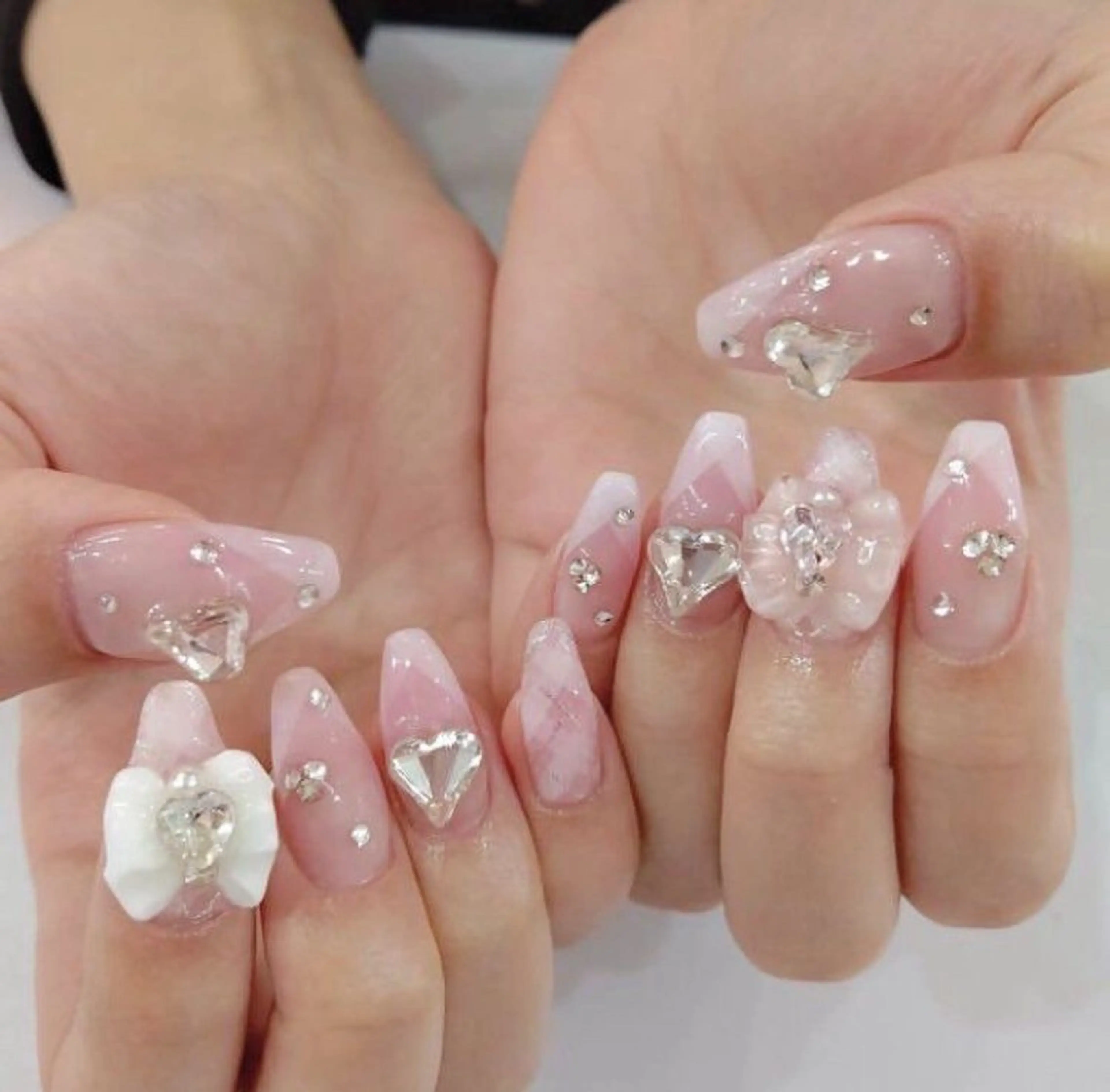 ネイル 長さ出し フレンチネイル グラデーション 卒業式 マグネットネイル ハンドネイル MIHANA NAILのネイルデザイン