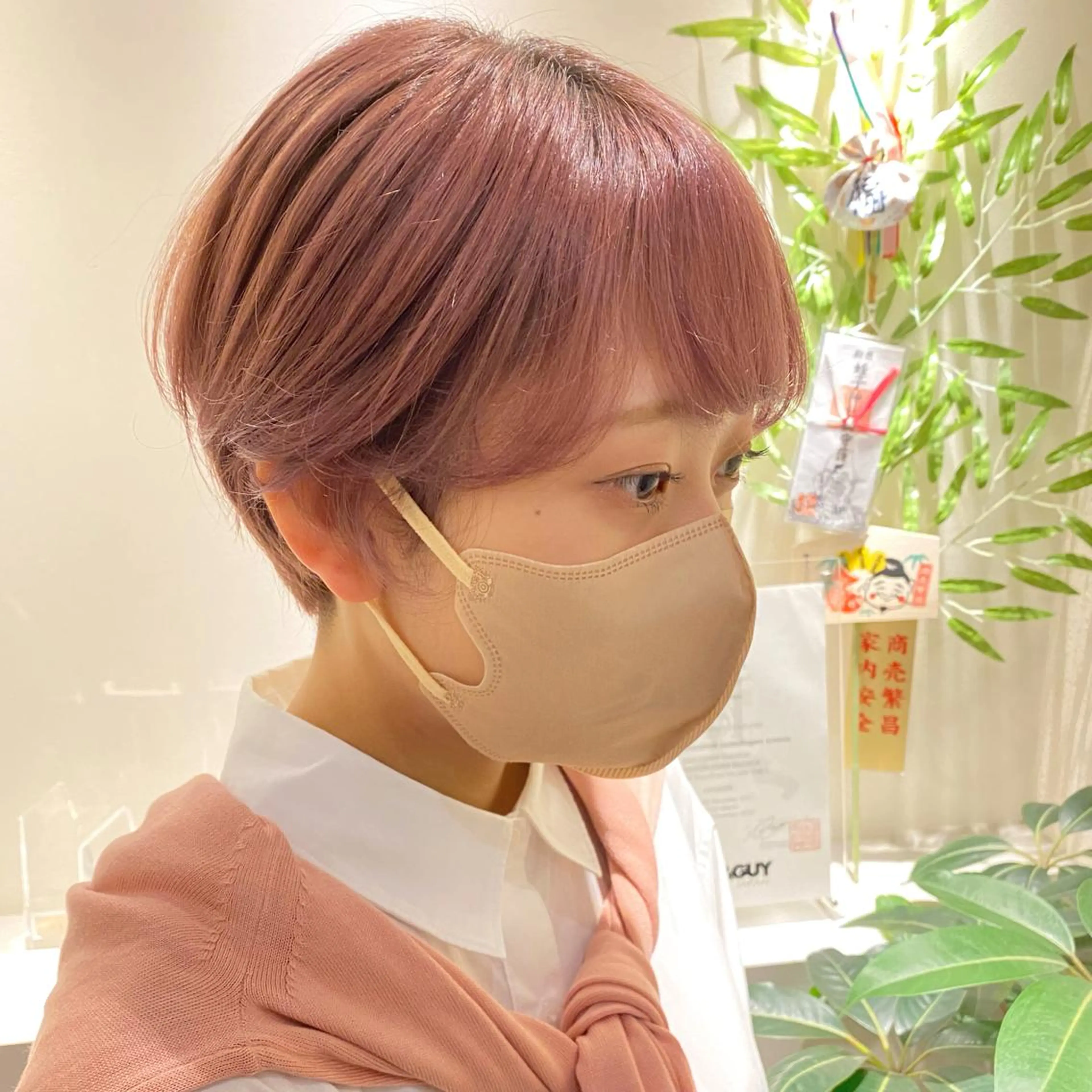 ショート アッシュ ボブ 髪質改善 レイヤーカット ショートヘア カット ヘアカラー トリートメント ショート〜ミディアム 喜多司のヘアスタイル