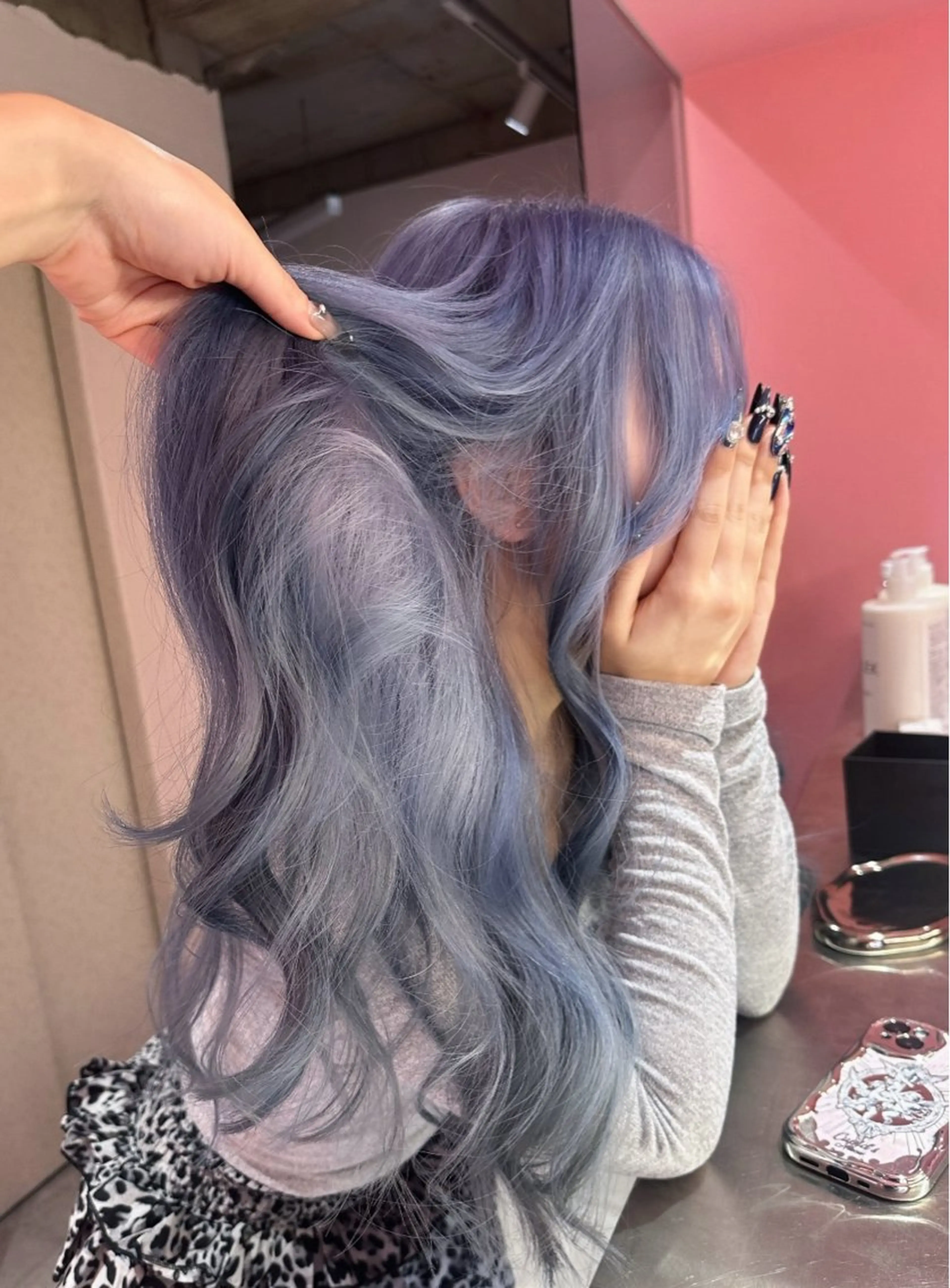 ロング カラー ブルーカラー シルバー ヘアカラー トリートメント ブリーチカラー 特化/MAHIROのヘアスタイル