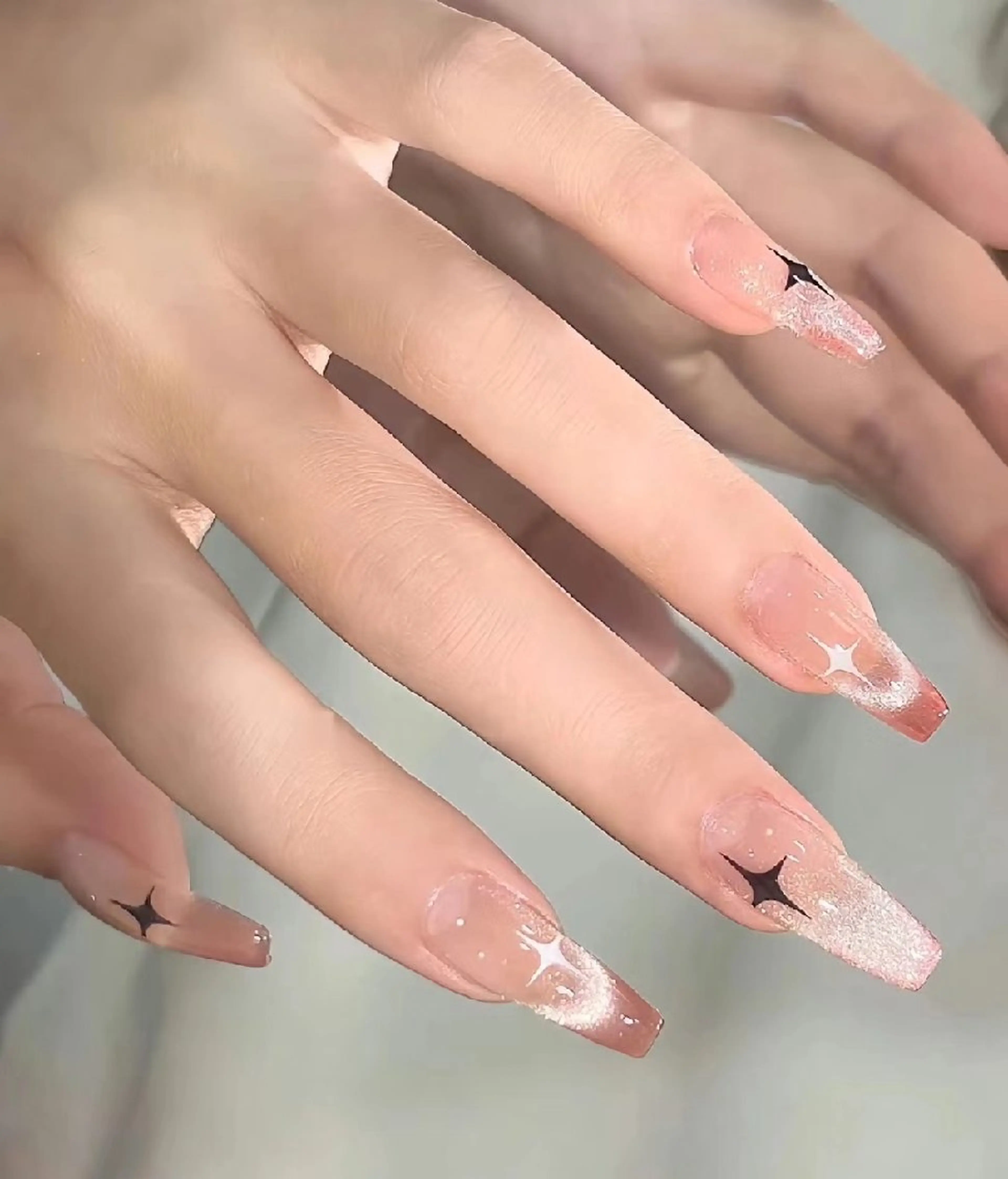 ネイル THE ONE栄店所属・Theone栄店 川原のネイルデザイン