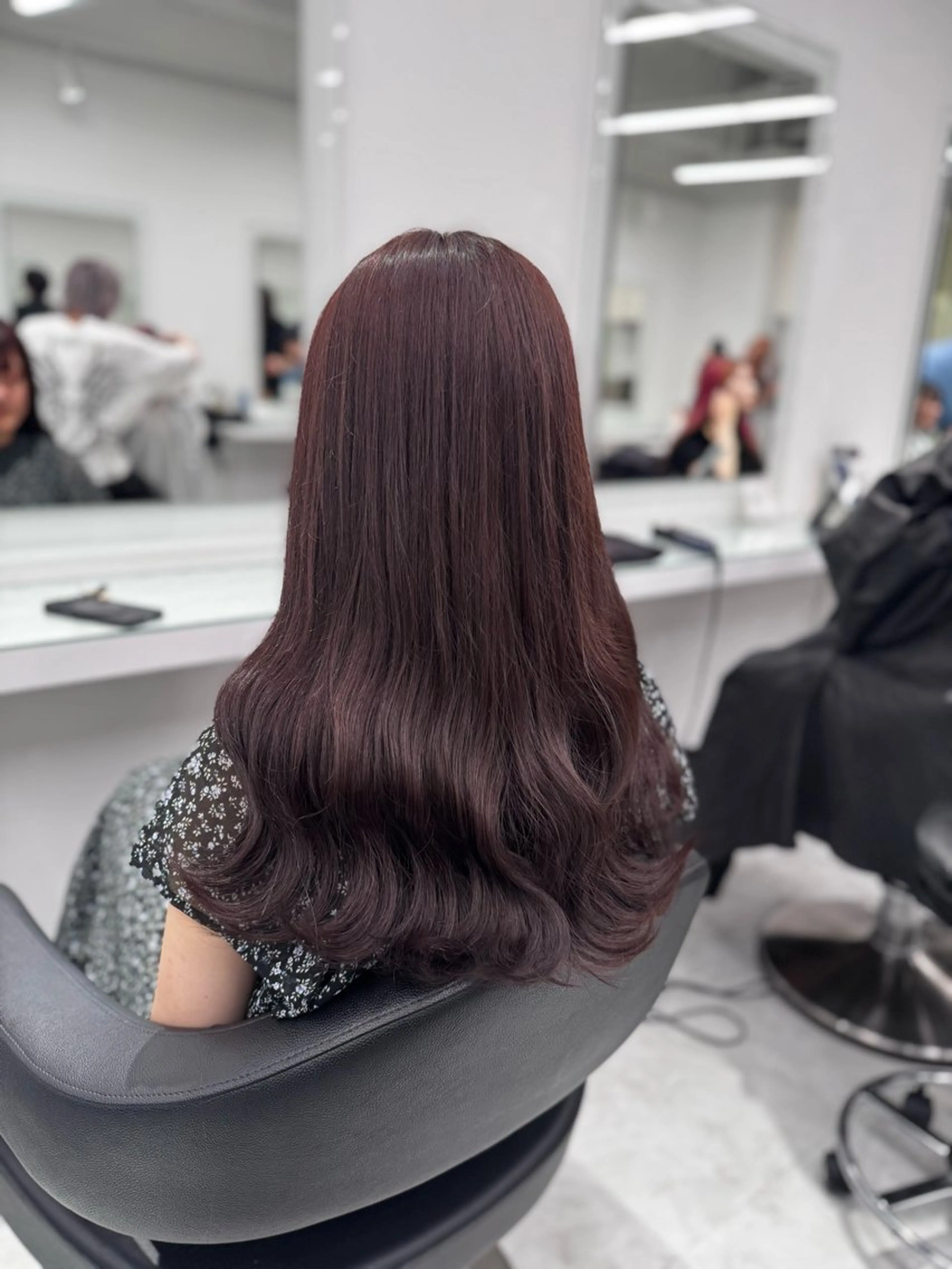 ロング カラー ヘアアレンジ カット ヘアカラー トリートメント ヘアセット ‎🤍モテ髪作ります 🤍ゆうと🤍のヘアスタイル