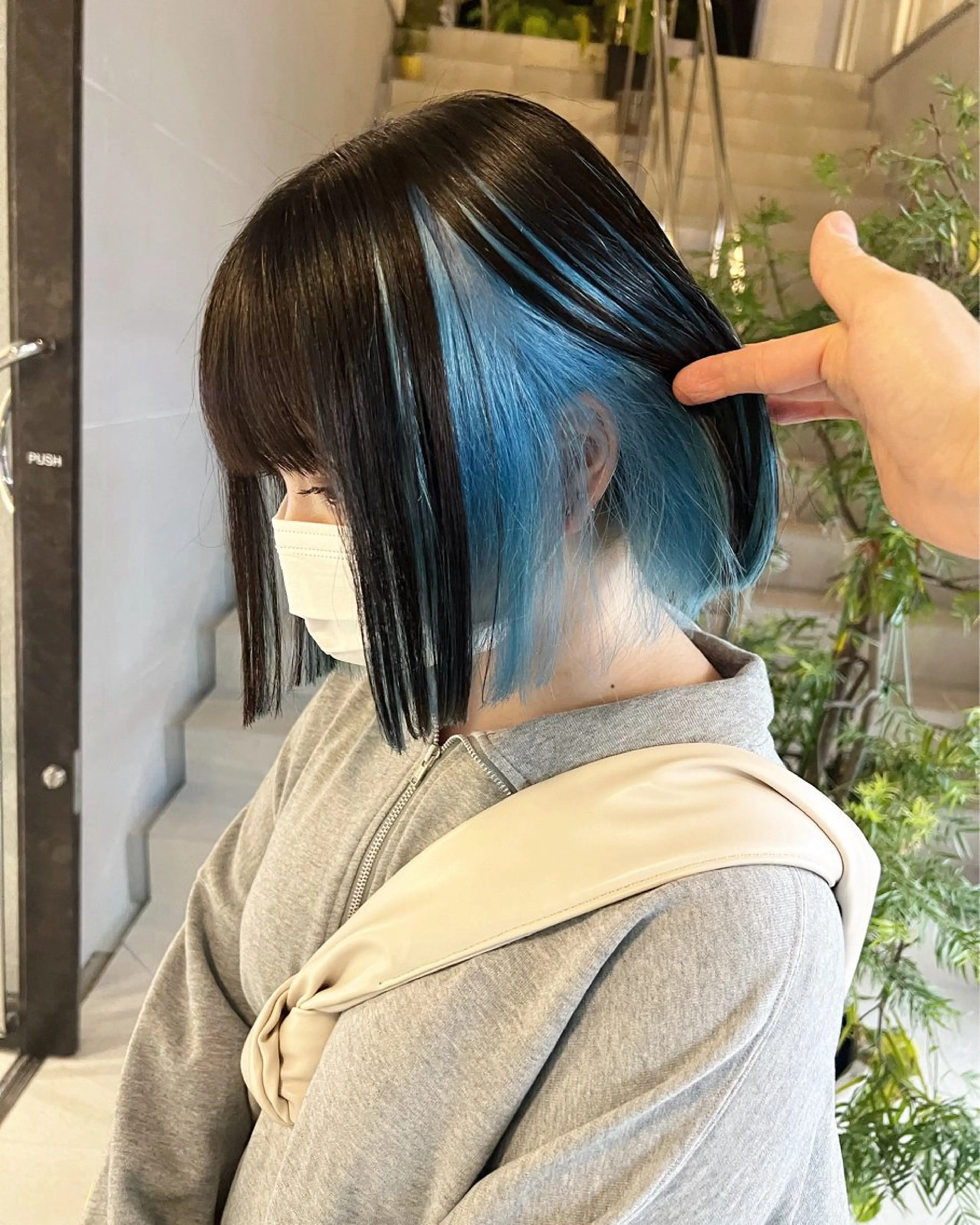 ショート カラー 透明感カラー インナーカラー レイヤーカット/韓国 艶カラー🪄REN.のヘアスタイル
