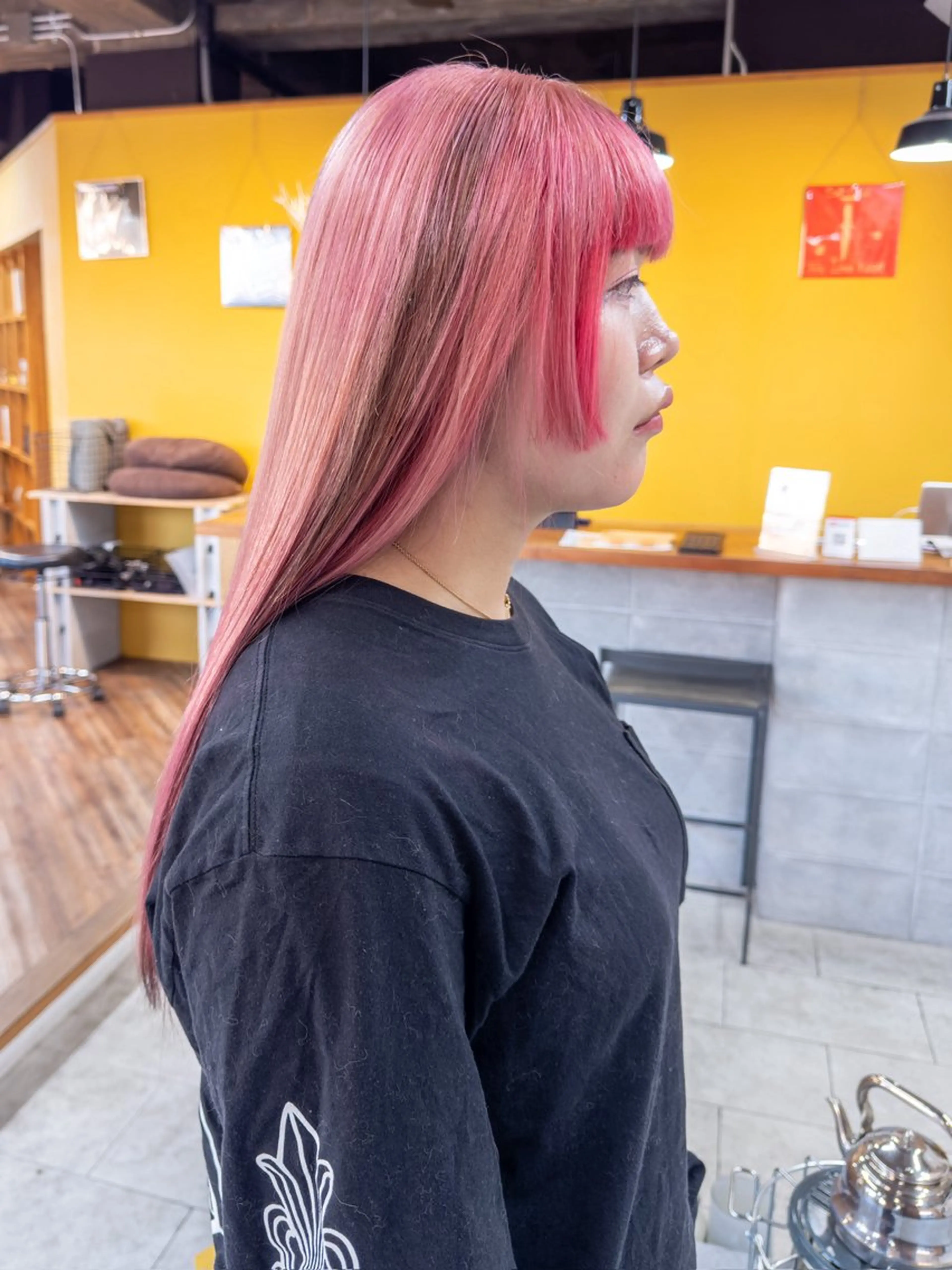 ロング カラー ブラウンカラー ピンクカラー ヘアカラー noa.所属・🎨カラー専門家🎨 チャーリーのヘアスタイル