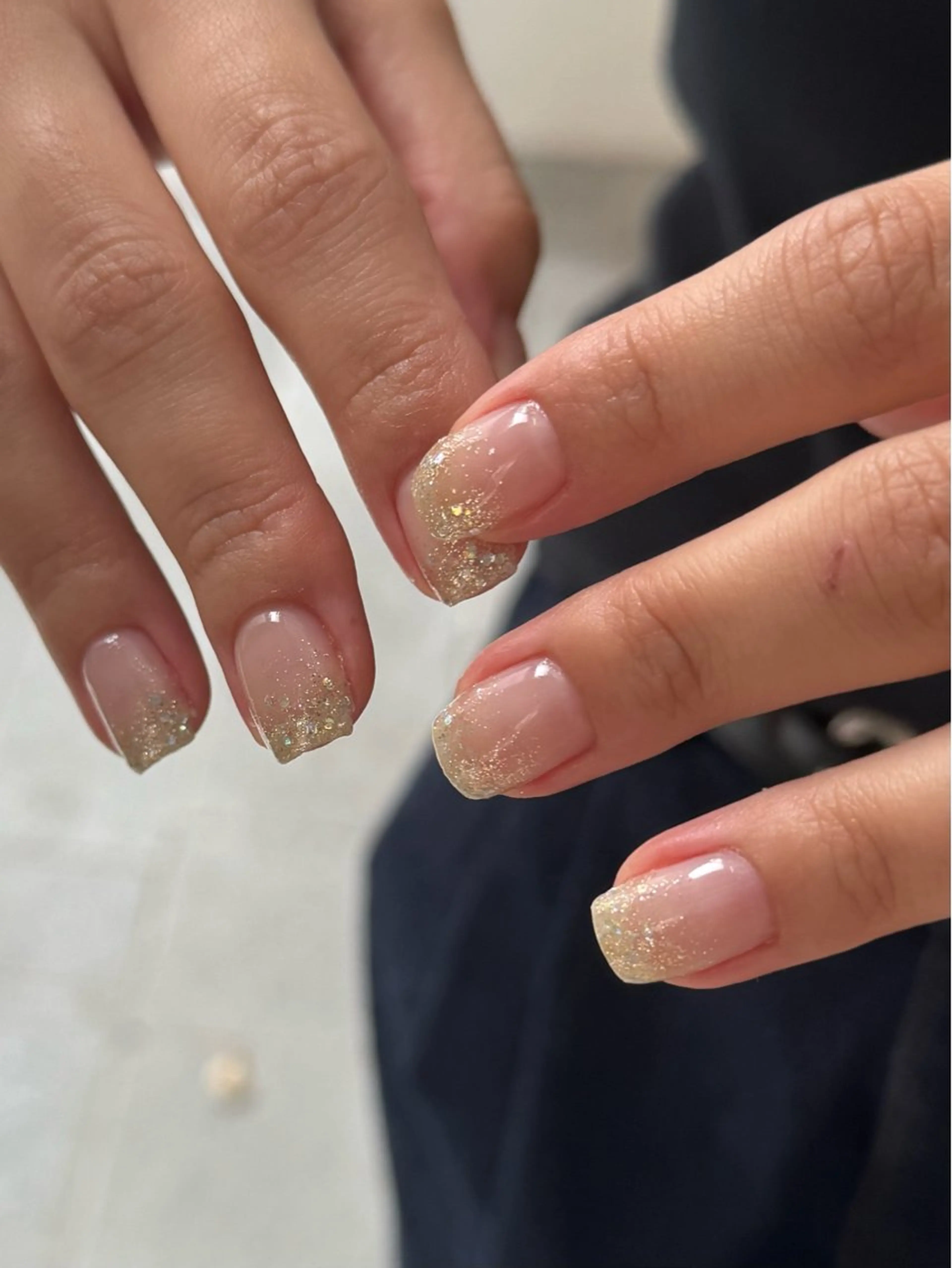 ネイル ゴールド グラデーション キラキラネイル ラメ(グリッター) ラメグラデーション ハンドネイル filonnail momoeのネイルデザイン