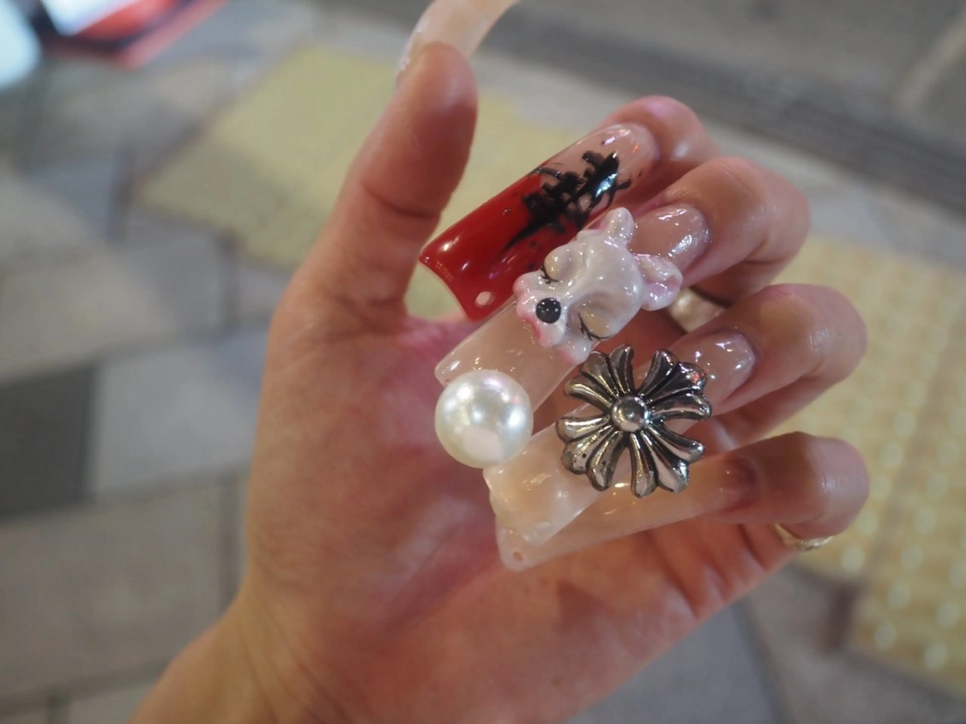 ネイル アートネイル ハンドネイル ハンドケア ONIKA Nail 青山通り店所属・ONIKA Nail 表参道A4🦋2分のネイルデザイン
