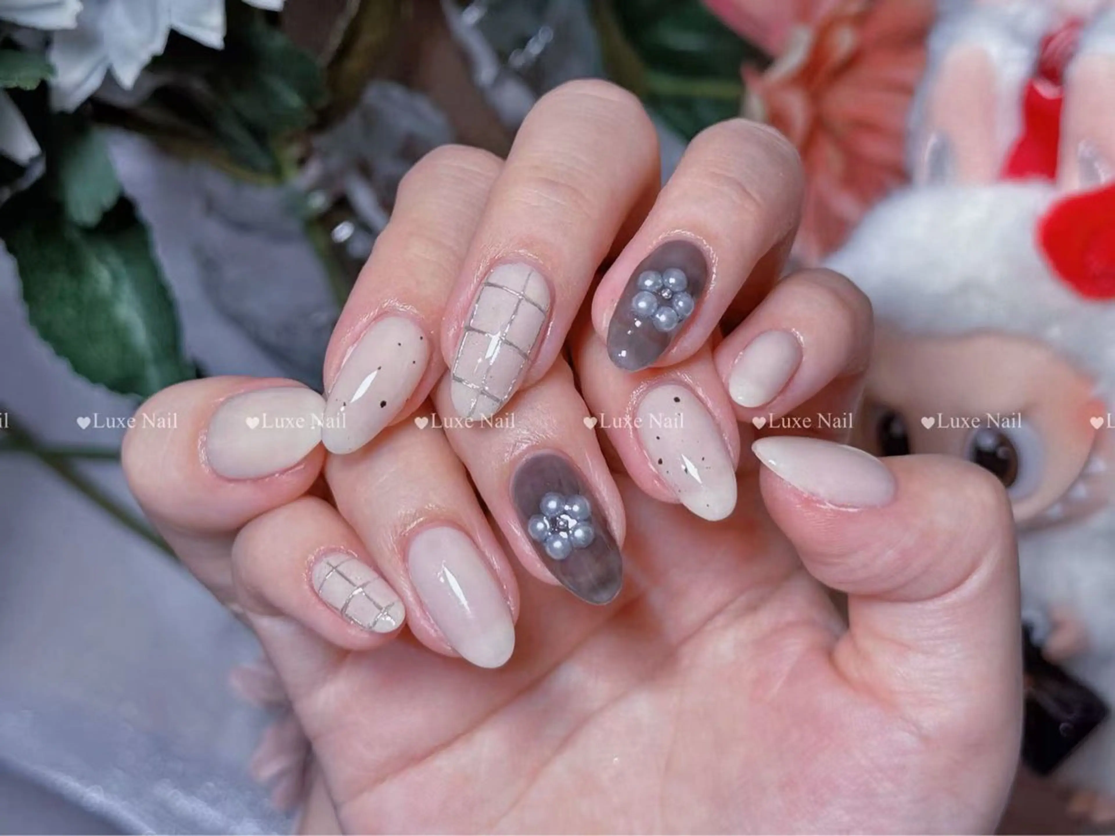 ネイル フラッシュネイル フットネイル フレンチネイル ジェルネイル ガラスフレンチ ハンドネイル Luxe Nail Salon（Mio）のネイルデザイン