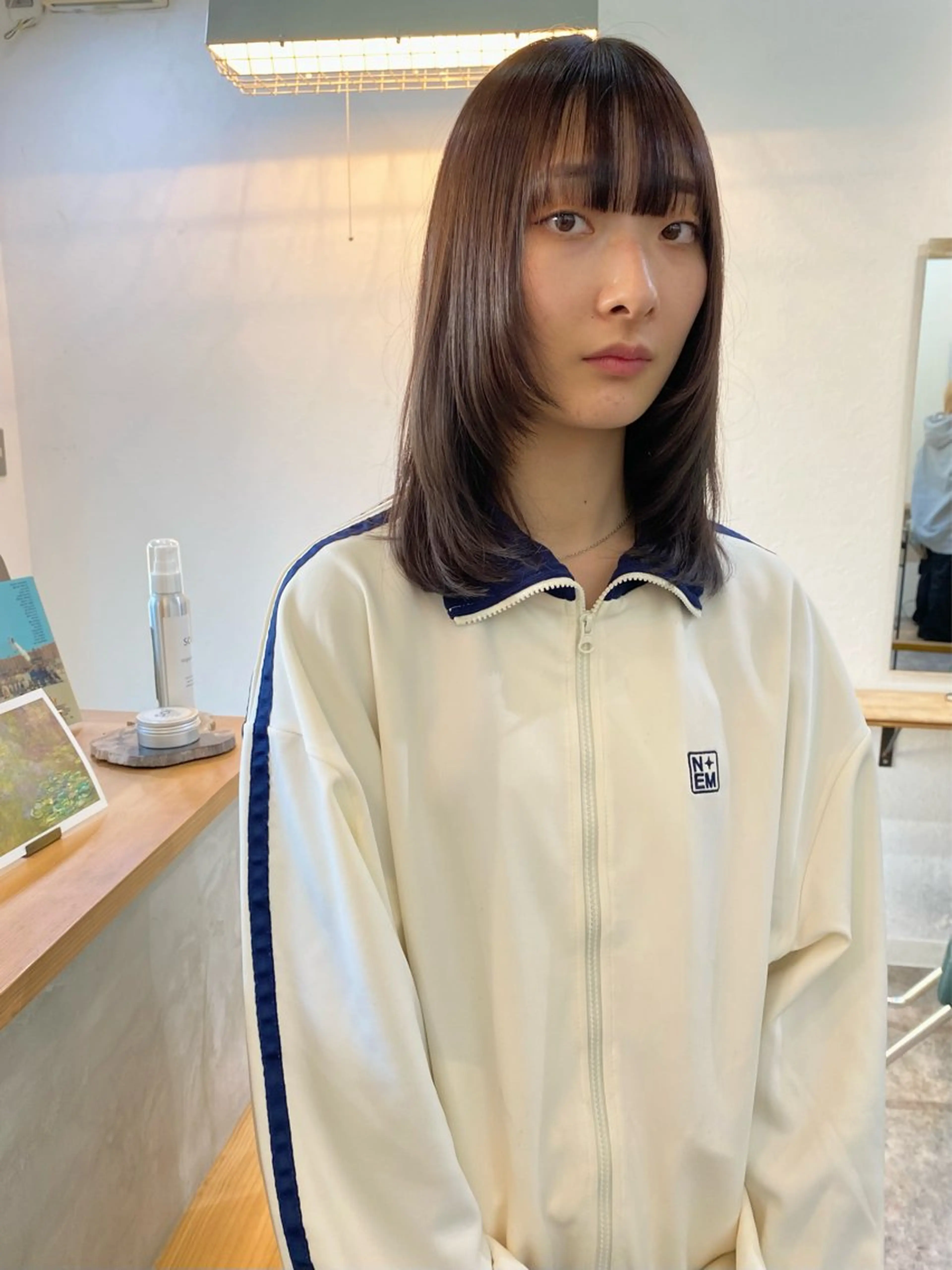 ミディアム カラー グレージュ 顔まわりレイヤー レイヤーカット カット ヘアカラー トリートメント 森貴裕/ベージュ/ パーマ/オリーブのヘアスタイル