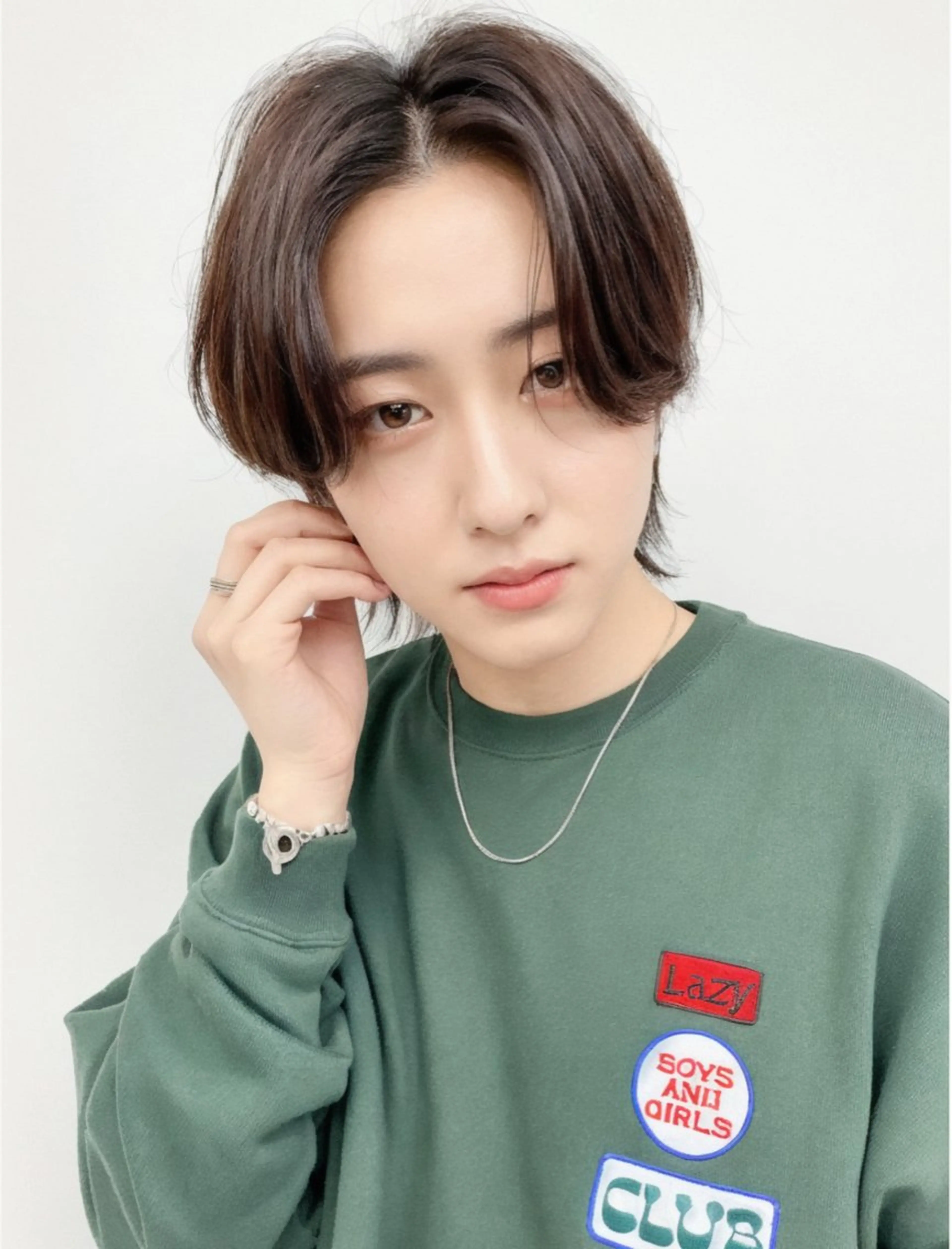 ショート メンズ センターパート メンズ韓国風 韓国マッシュ マッシュ メンズパーマ カット パーマ 加藤 いくみのヘアスタイル