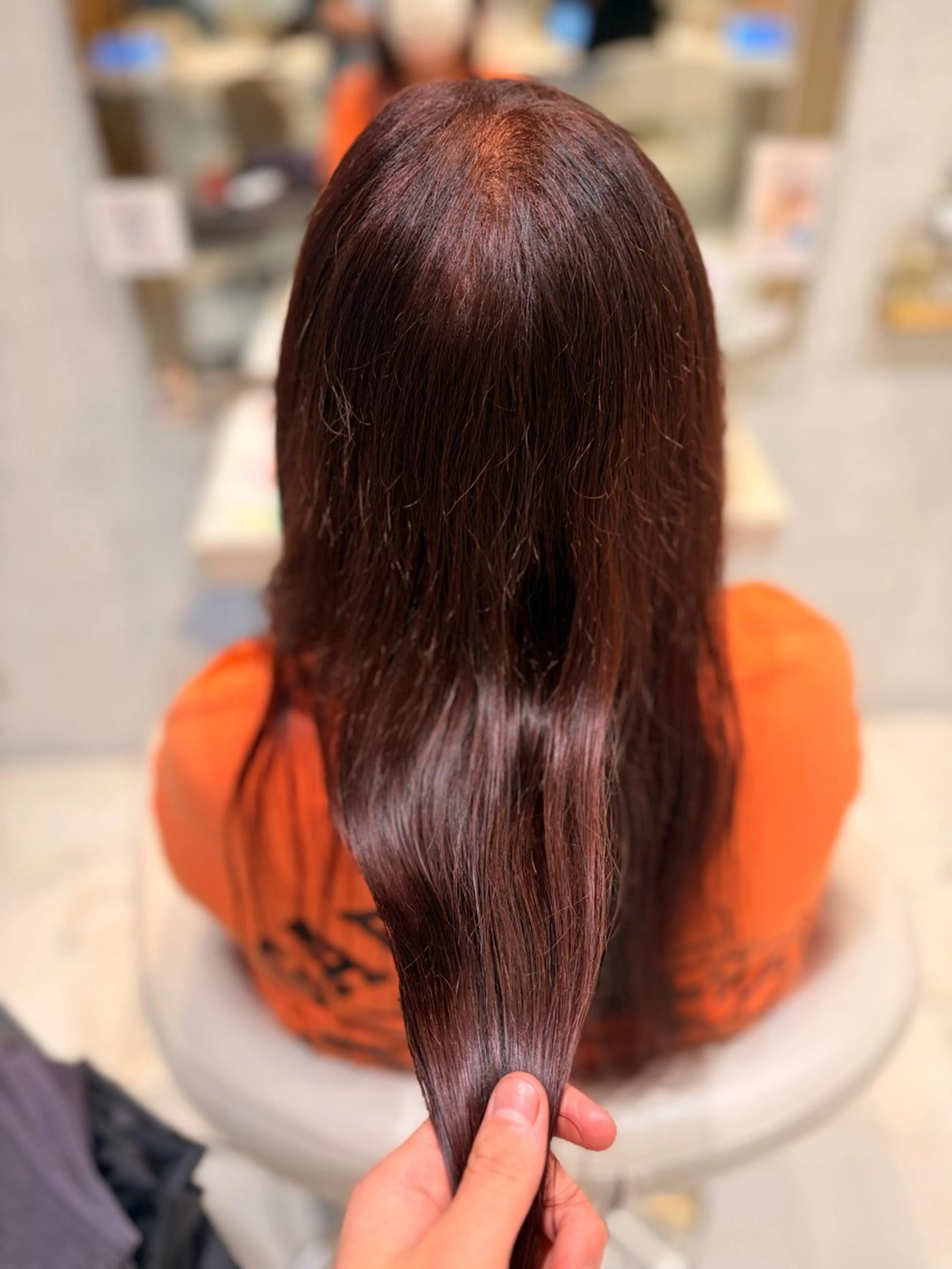 ロング カラー 透明感、艶カラー✨新 規様クーポン有西澤駿のヘアスタイル