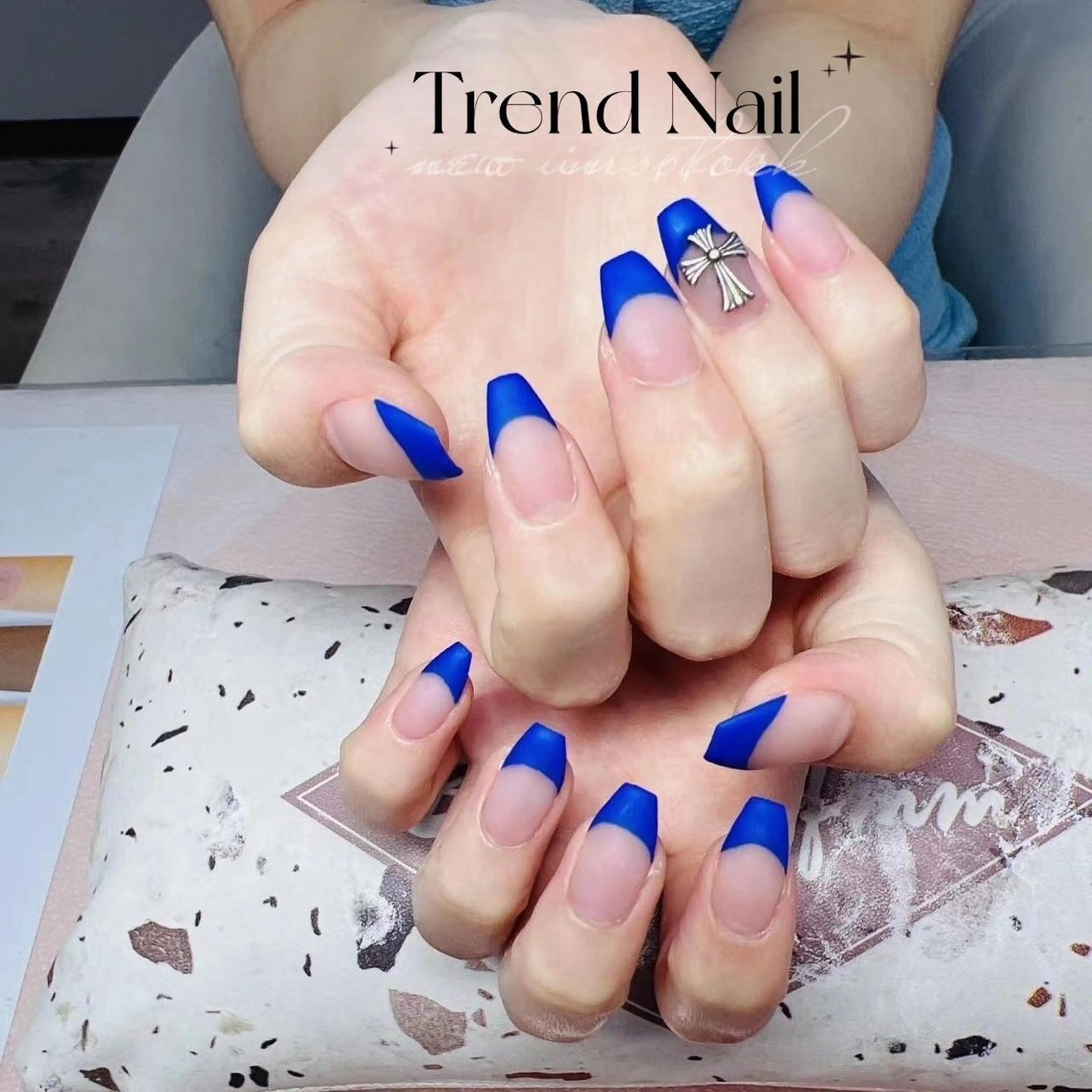 ネイル ハンドネイル トレンド ネイル スタジオのネイルデザイン