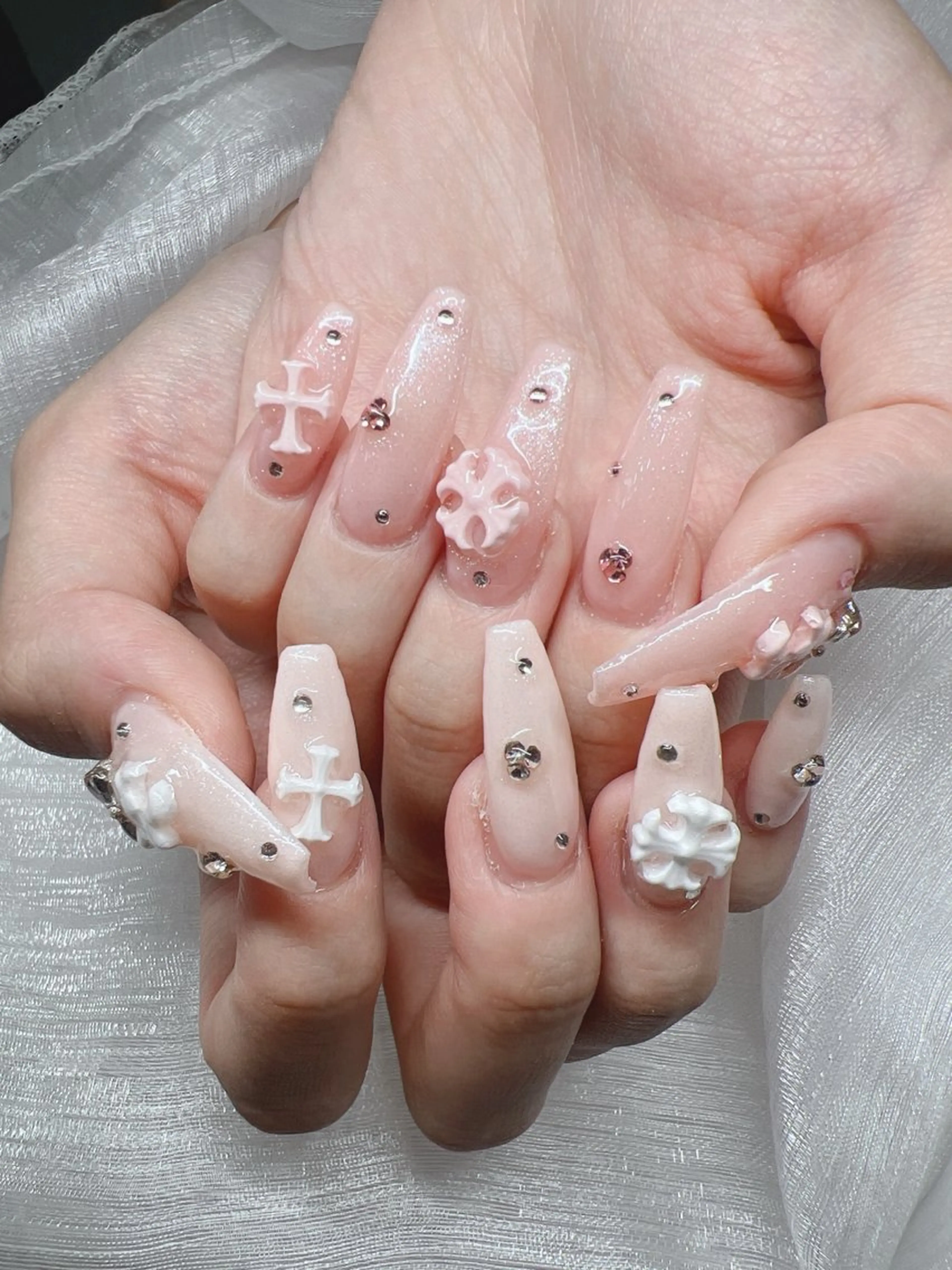 ネイル 長さ出し グラデーション キラキラネイル マグネットネイル ニュアンスネイル ハンドネイル Lee Nails チップ長さだし専門店のネイルデザイン