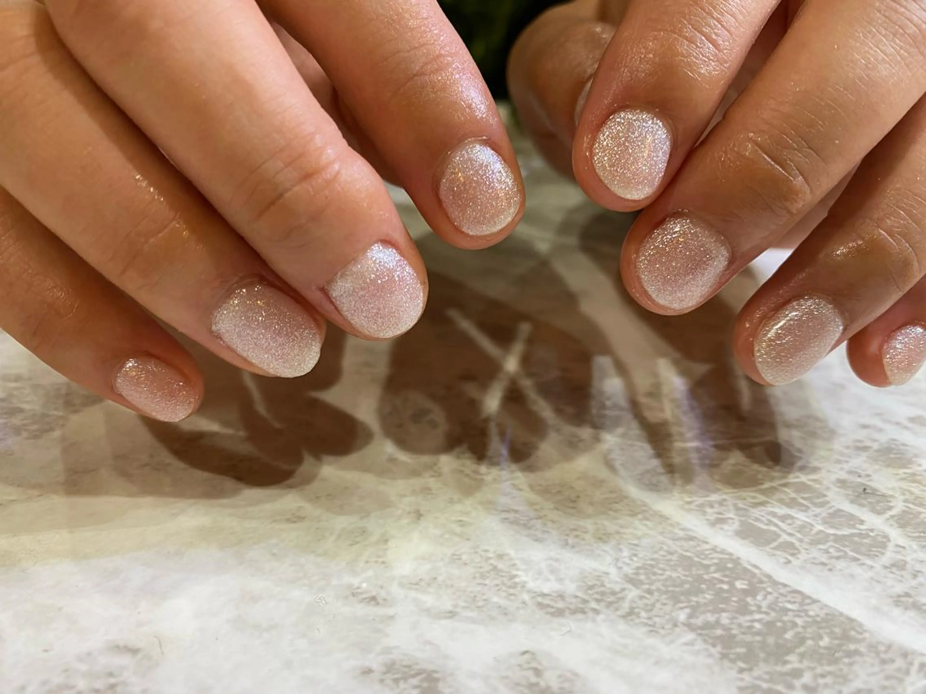 ネイル ジェルネイル キラキラネイル ワンカラーネイル パラジェル mieux IZUMiのネイルデザイン