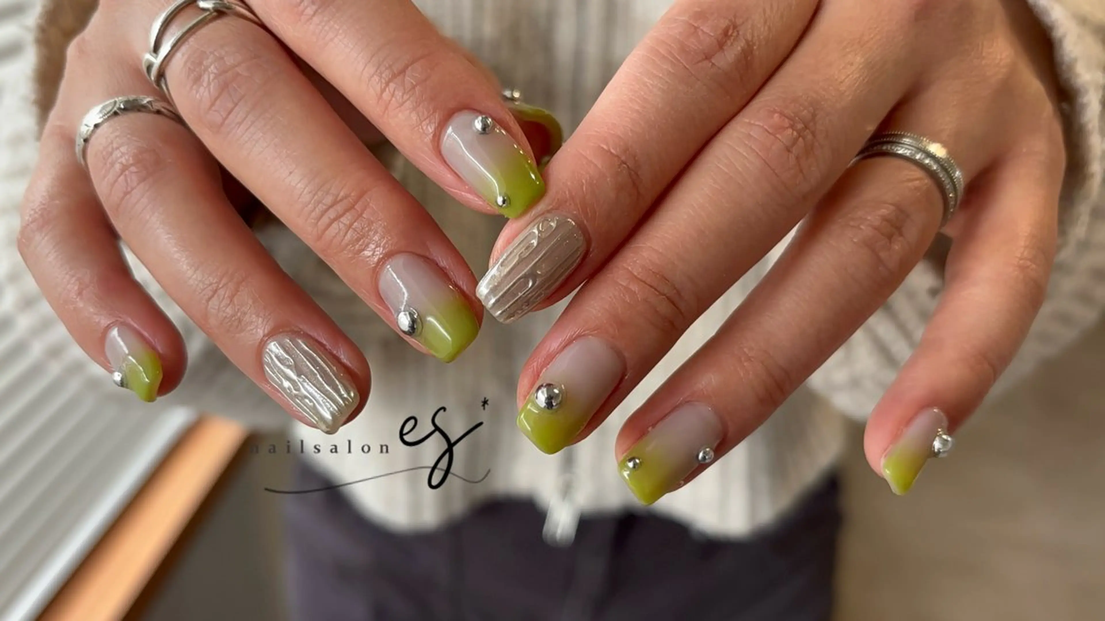 ネイル nailsalon esのネイルデザイン
