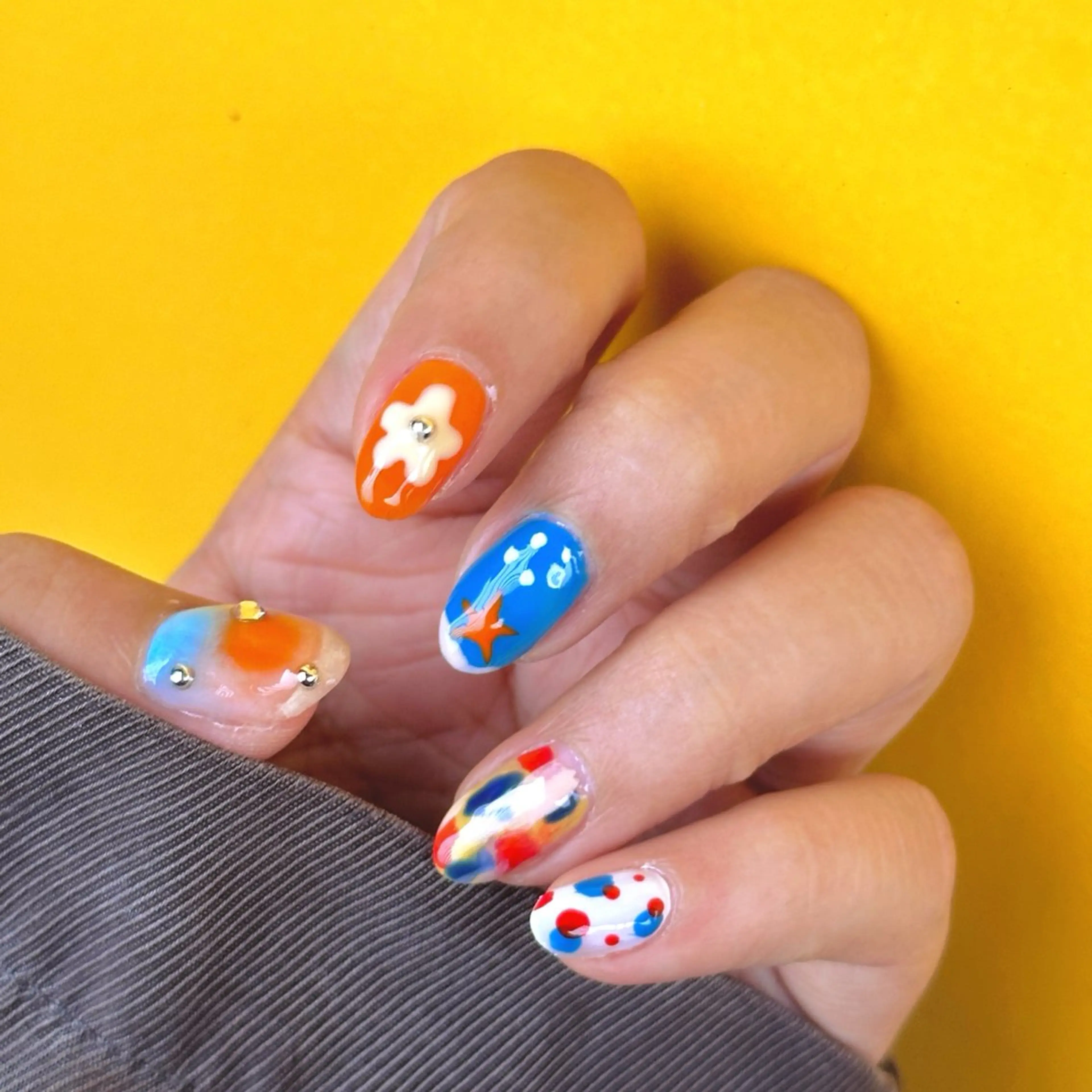 ネイル アートネイル Y&M  NAIL所属・樺井 アオイのネイルデザイン