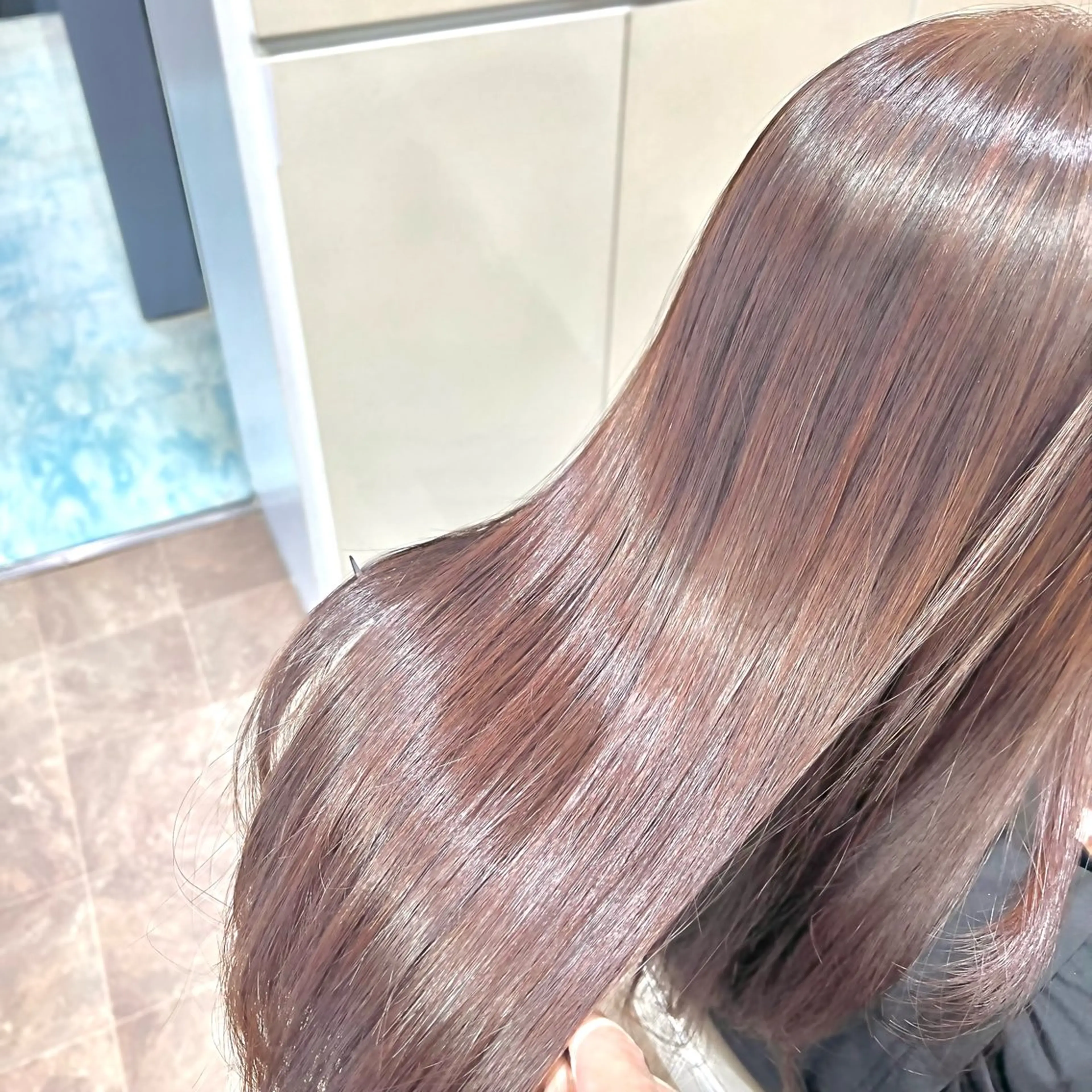 ロング カラー スパークヘア所属・大人女性の縮毛矯正/ お手入れ簡単/馬渕樹のヘアスタイル