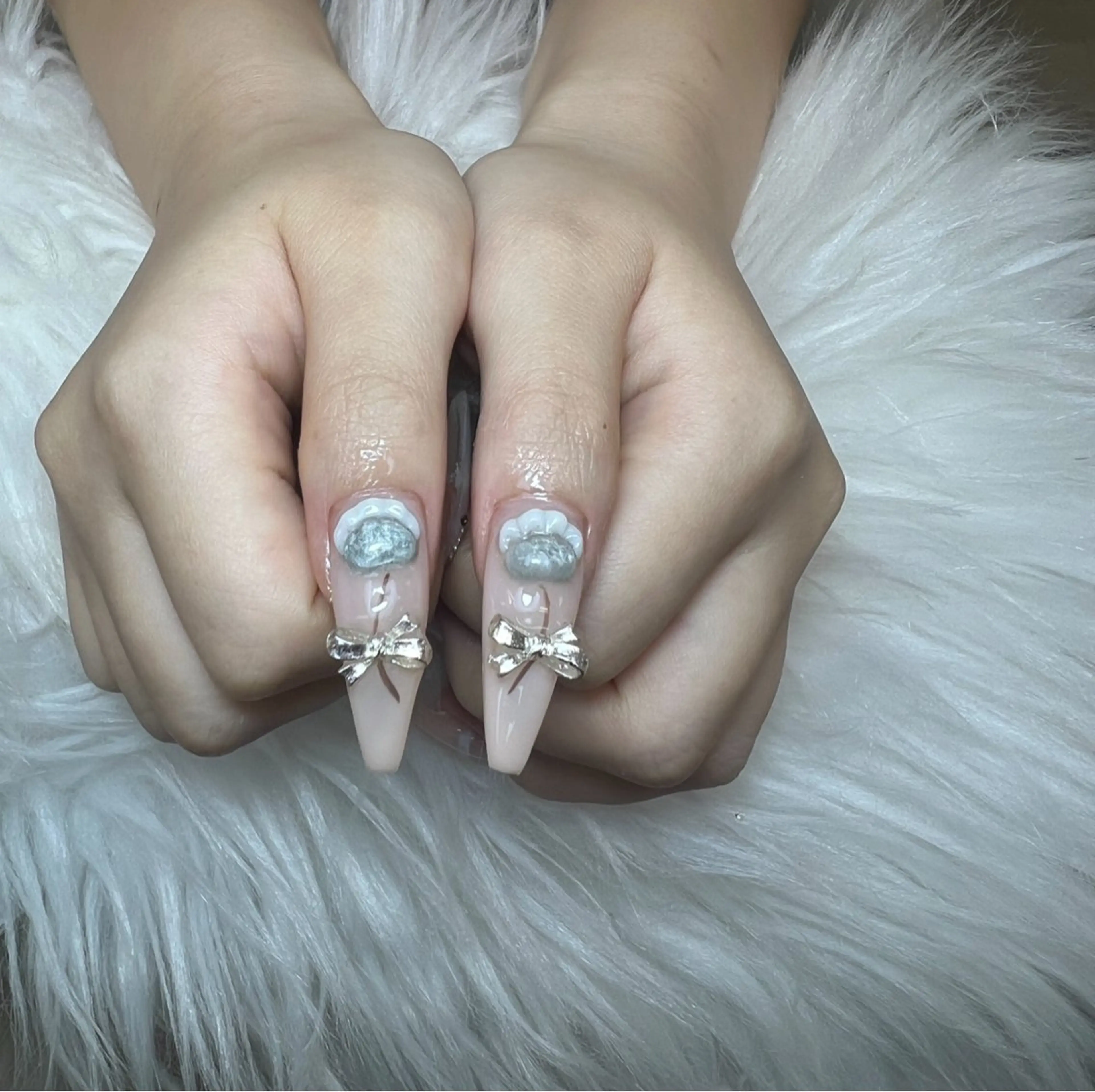 ネイル アートネイル オーロラネイル チークネイル 長さ出し フットネイル Noiranail_ studio所属・Noiranail_ studioのネイルデザイン