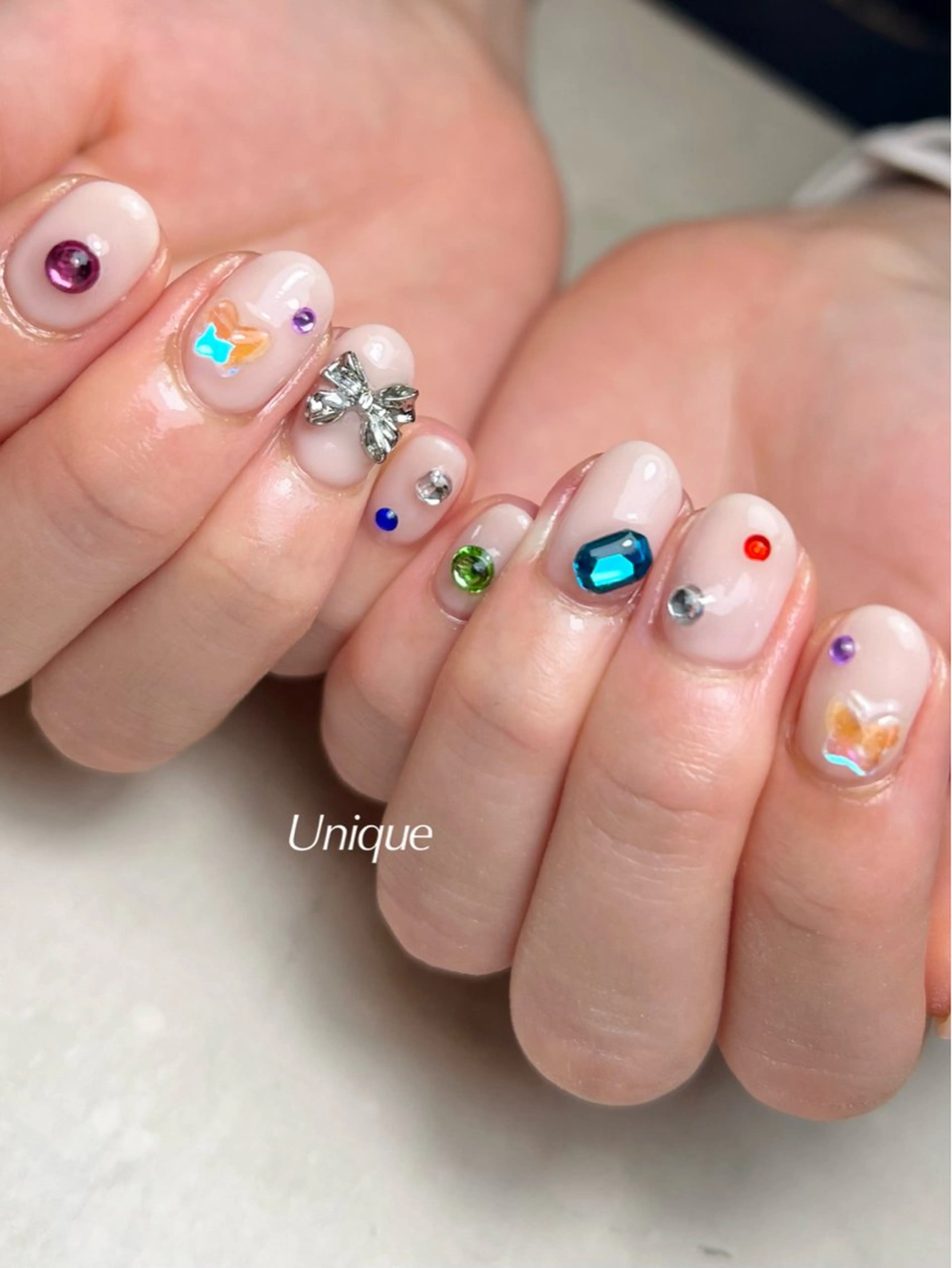 ネイル ハンドネイル Unique 【ユニーク】のネイルデザイン