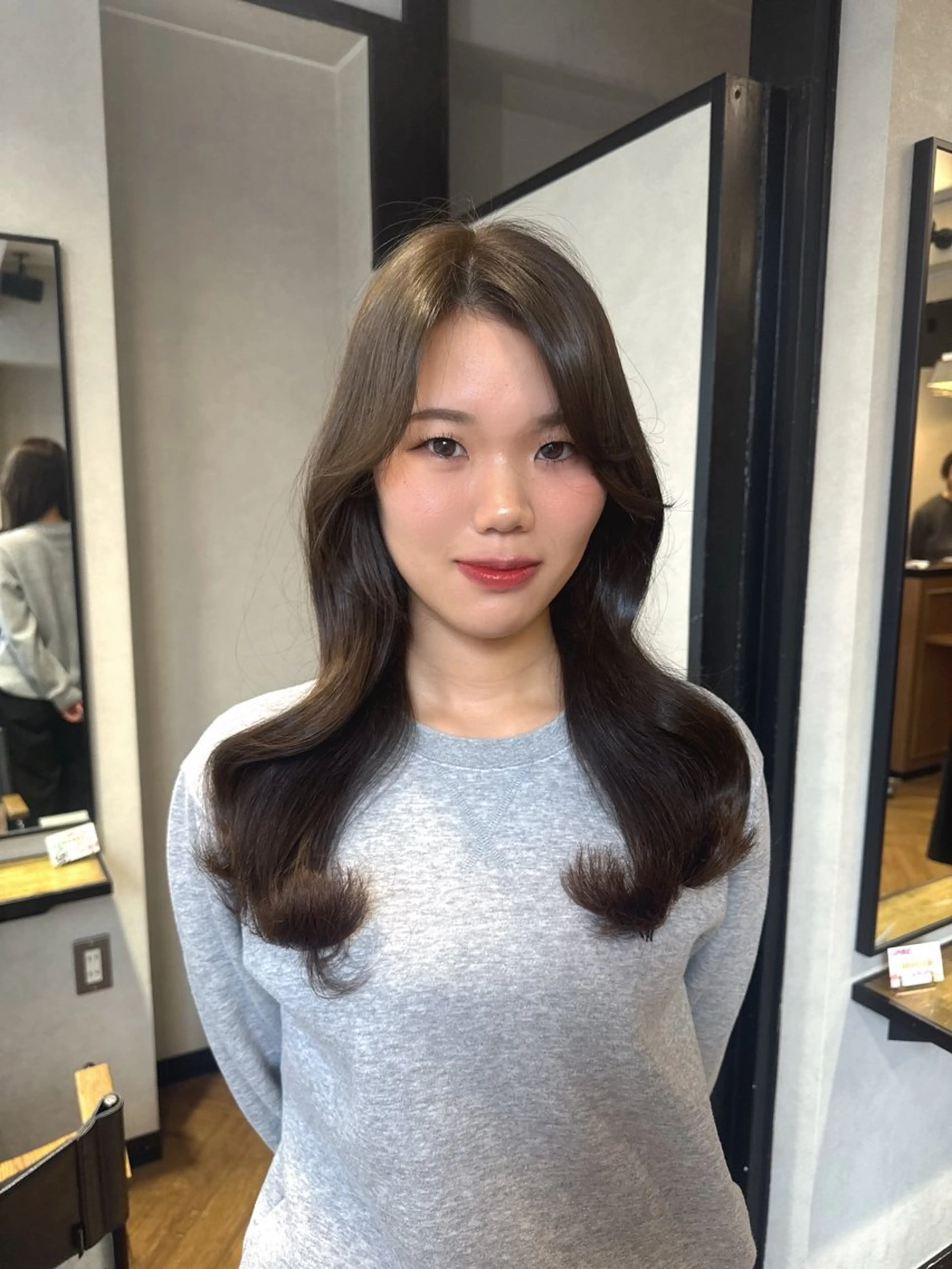 ロング カラー オリーブカラー Rena/大阪美容室 /ワンホンヘアのヘアスタイル