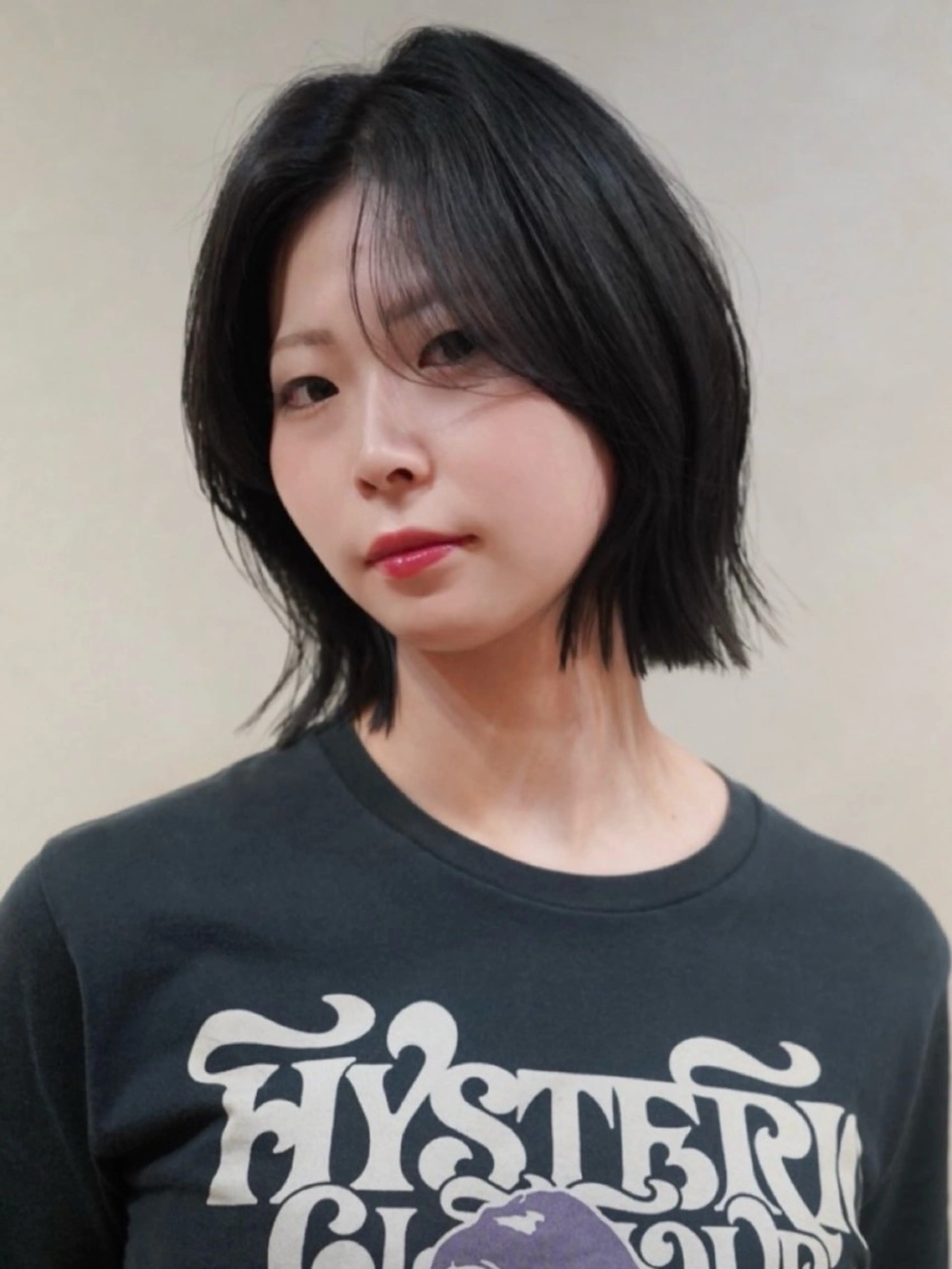 ミディアム カット ヘアカラー はまだ かんたのヘアスタイル