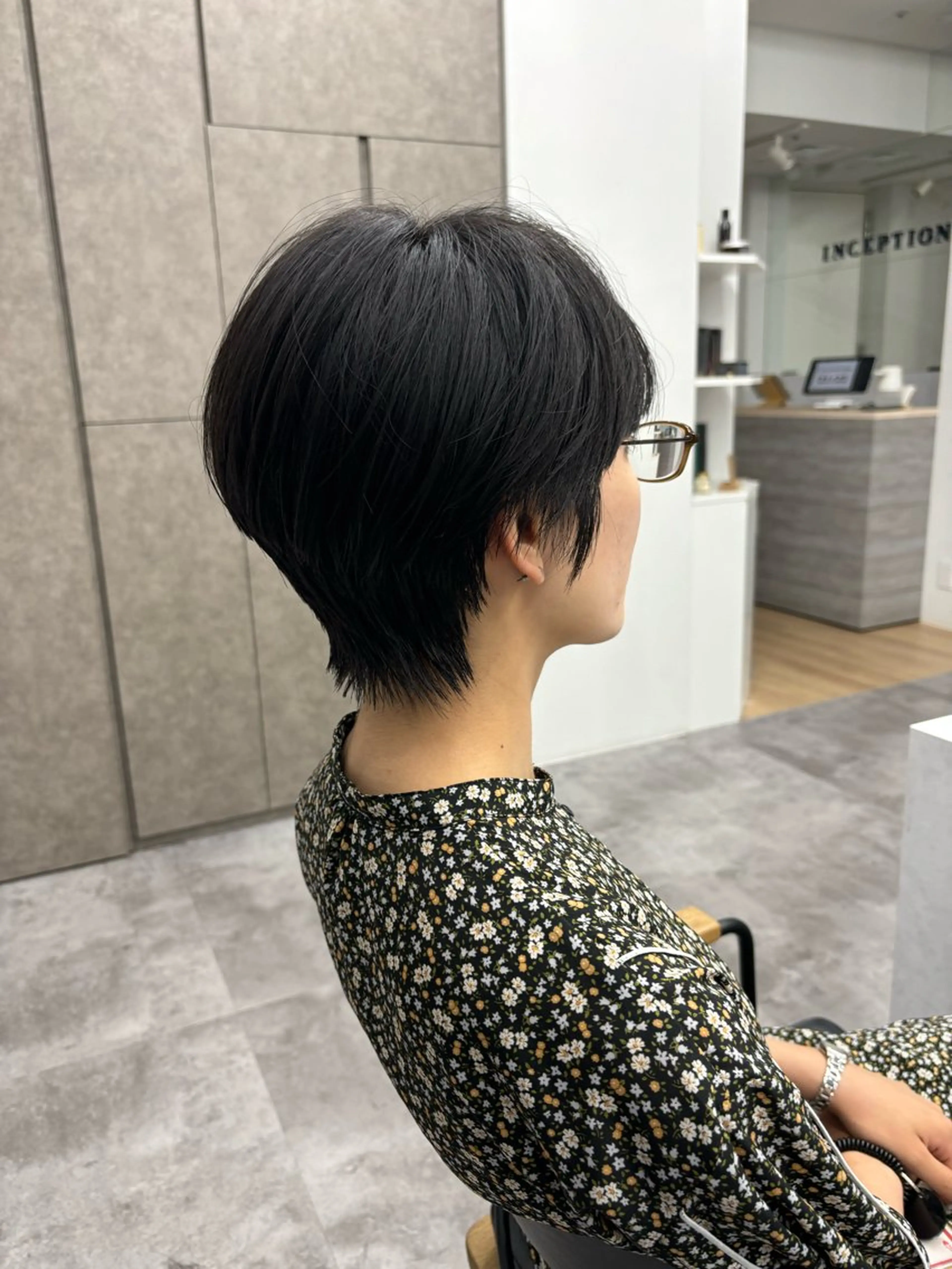 ショート カラー ヘアアレンジ マエダ アズミ🌱のヘアスタイル