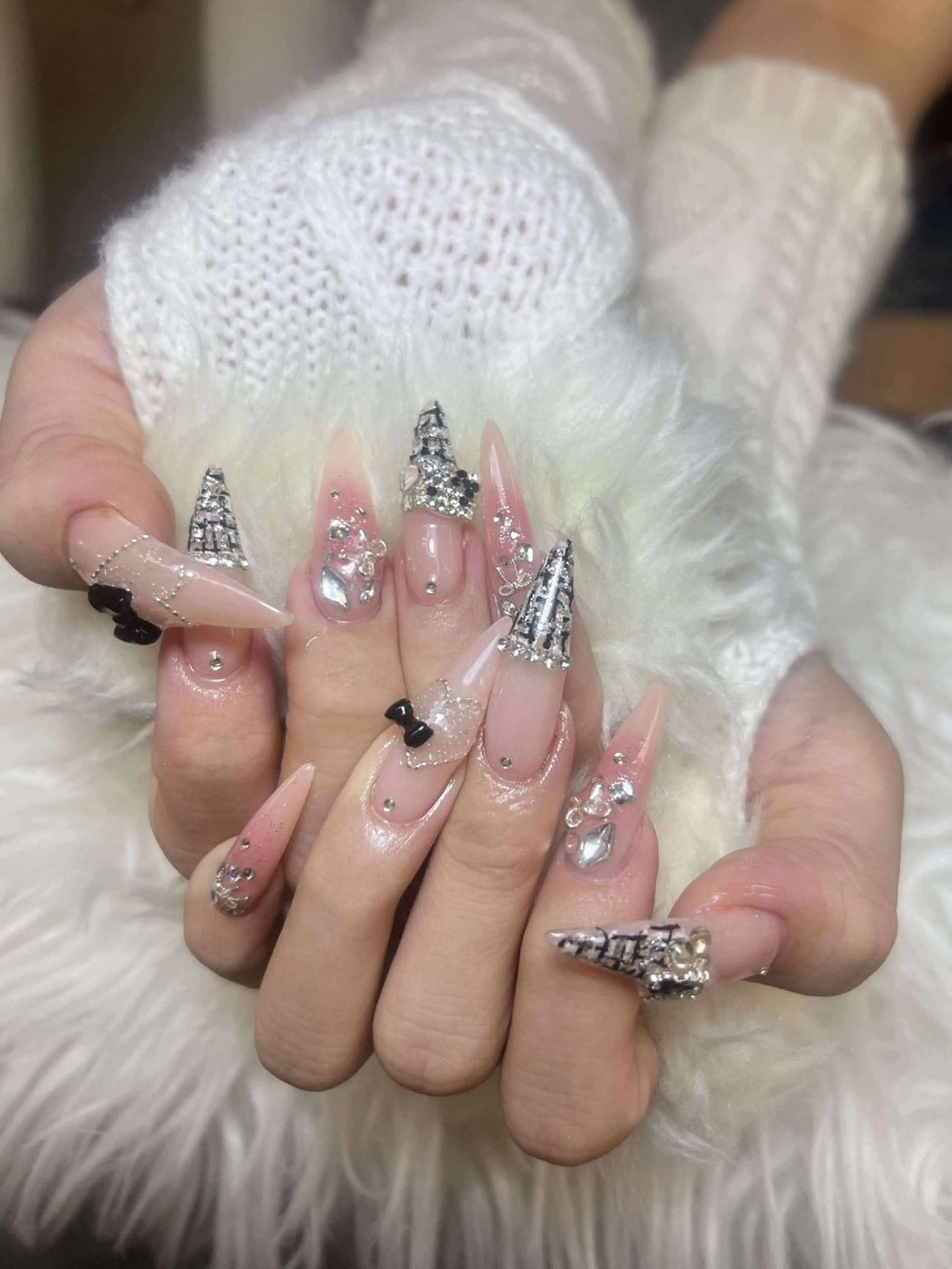 ネイル ハンドネイル ANH NAIL ゴテゴテ専門店💎のネイルデザイン