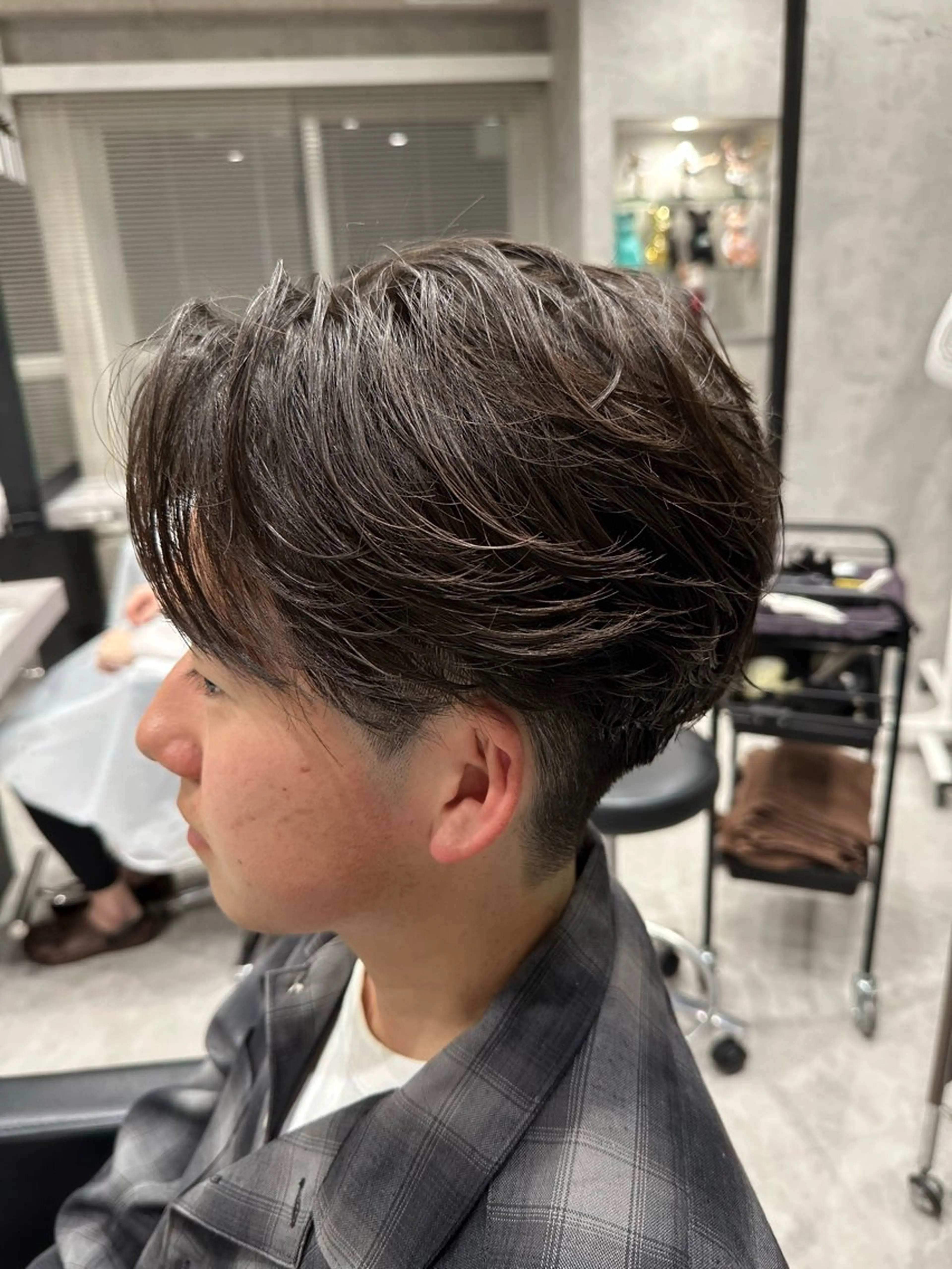 ショート パーマ メンズ フェザーパーマ メンズパーマ カット パーマ 「パーマ指名No1 🥇」小日向悠のヘアスタイル