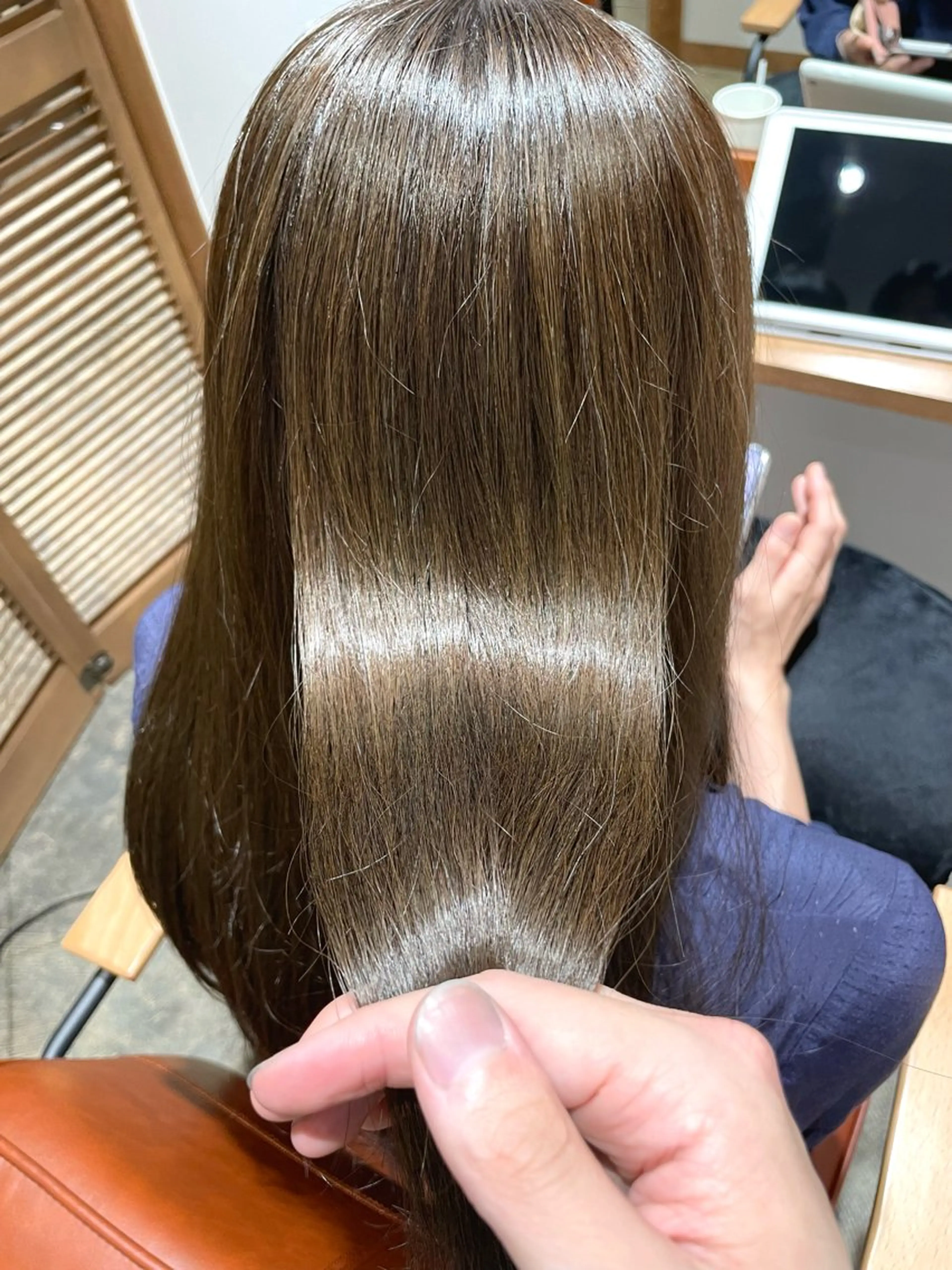 ロング カット ヘアカラー トリートメント 末田 柊希のヘアスタイル