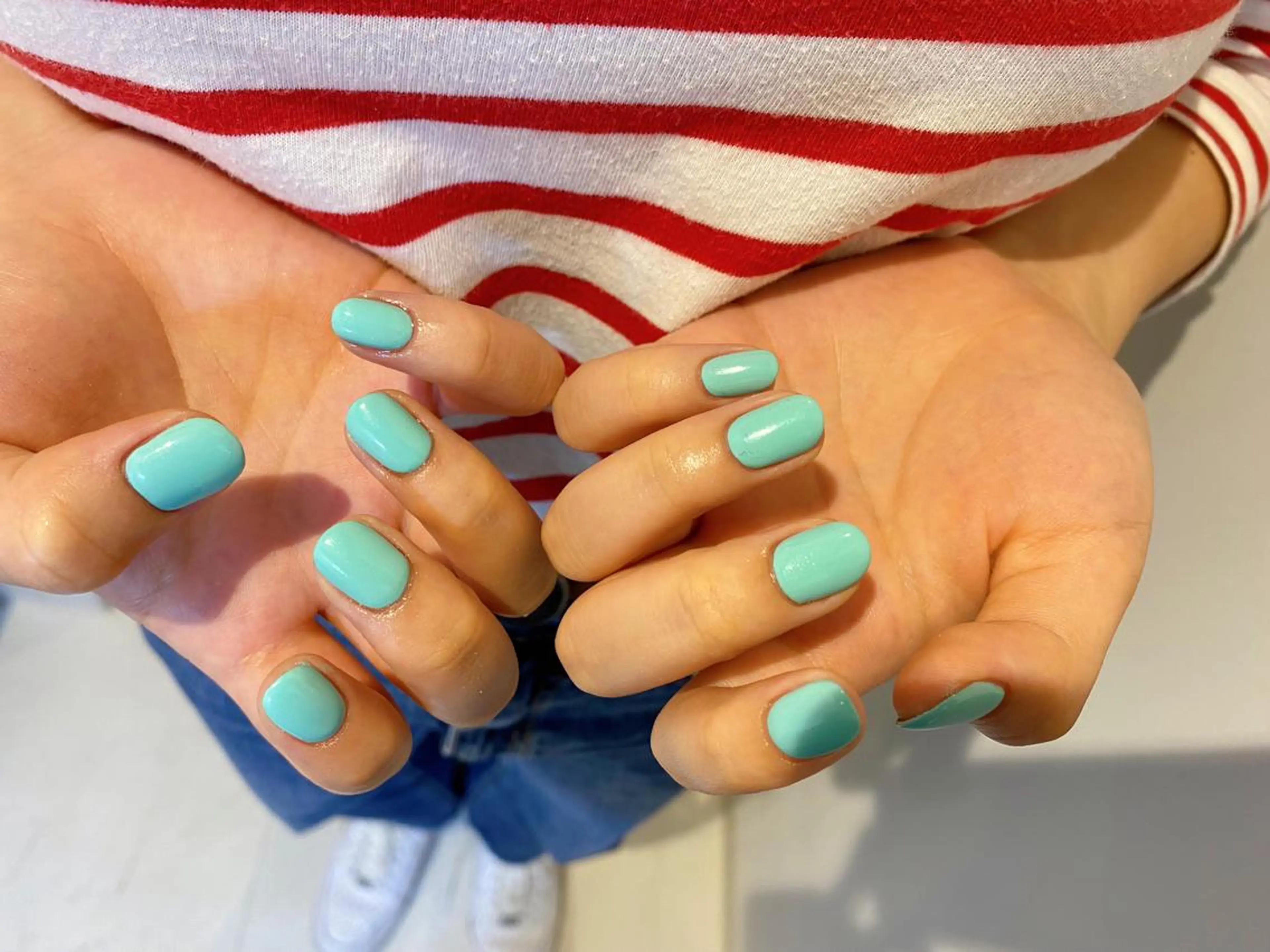 ネイル アートネイル ワンカラーネイル ショートネイル nail salon　Natural Cure所属・平井 彩香のネイルデザイン