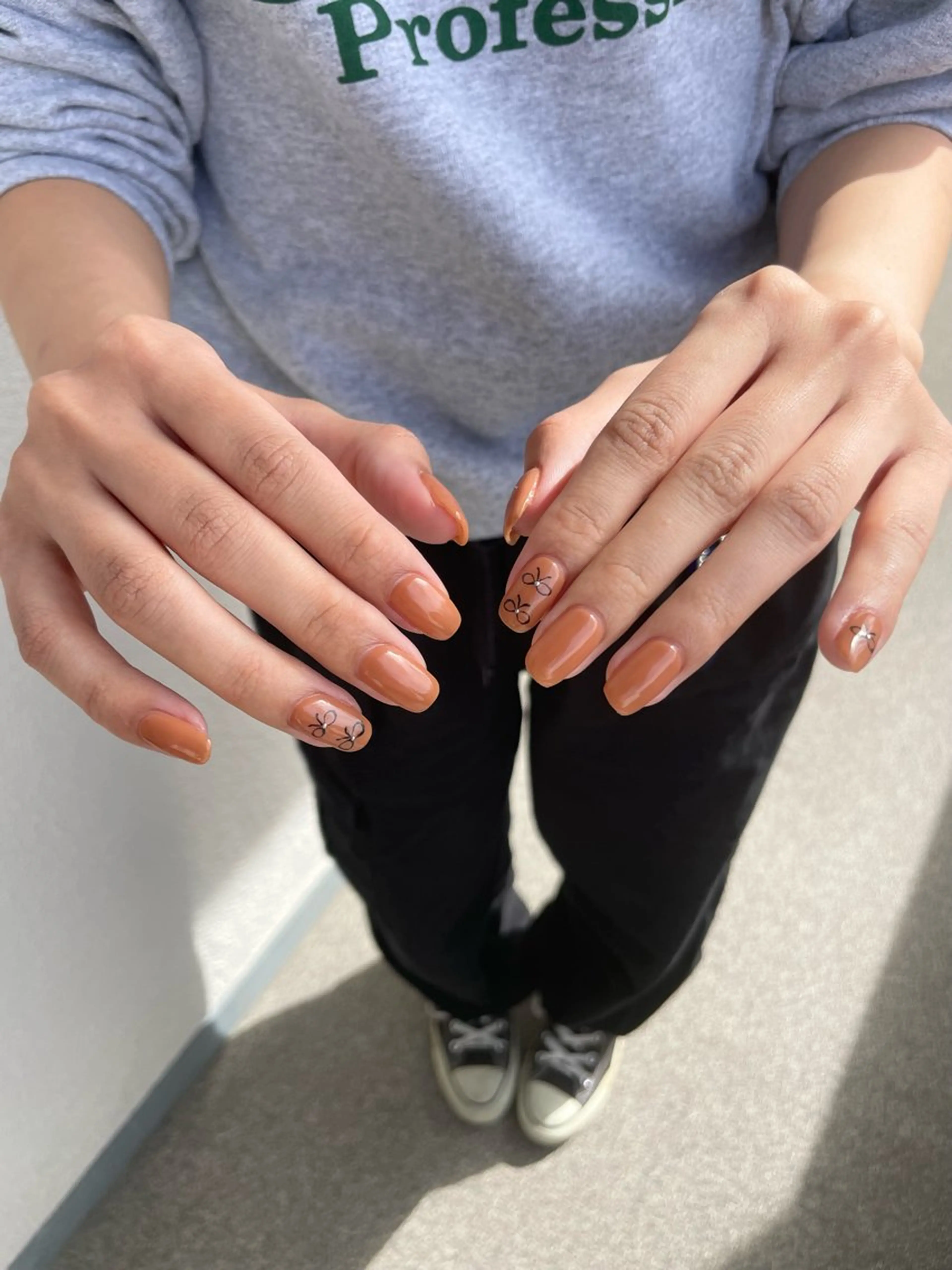 ネイル アートネイル ワンカラーネイル ハンドネイル Ever Blue Nail Salonのネイルデザイン