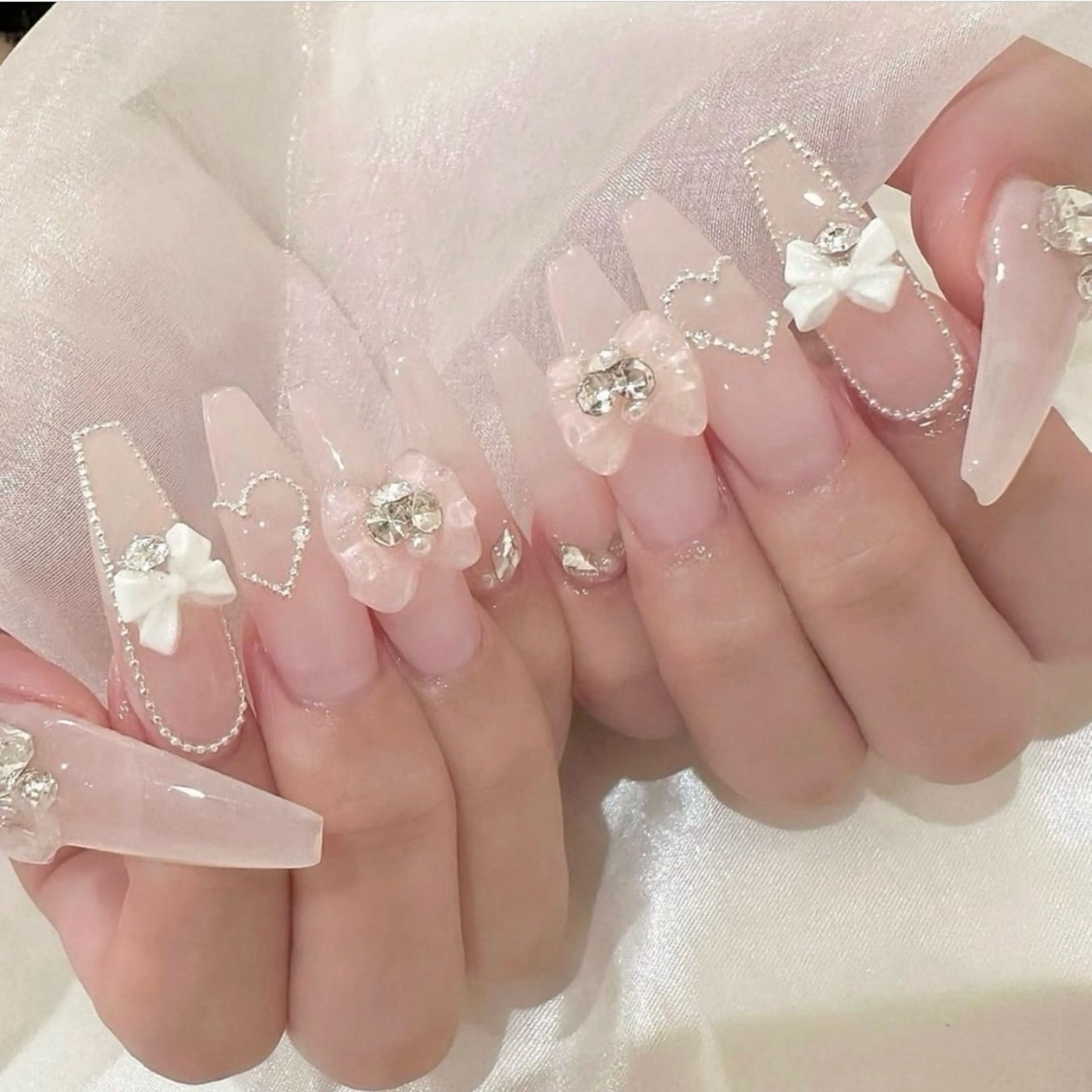 ネイル 成人式 ジェルネイル ロングネイル マグネットネイル 大理石ネイル(マーブル) ハンドネイル Momoa nail salon所属・MoMoA Nail ネイル長さ出し専門店のネイルデザイン