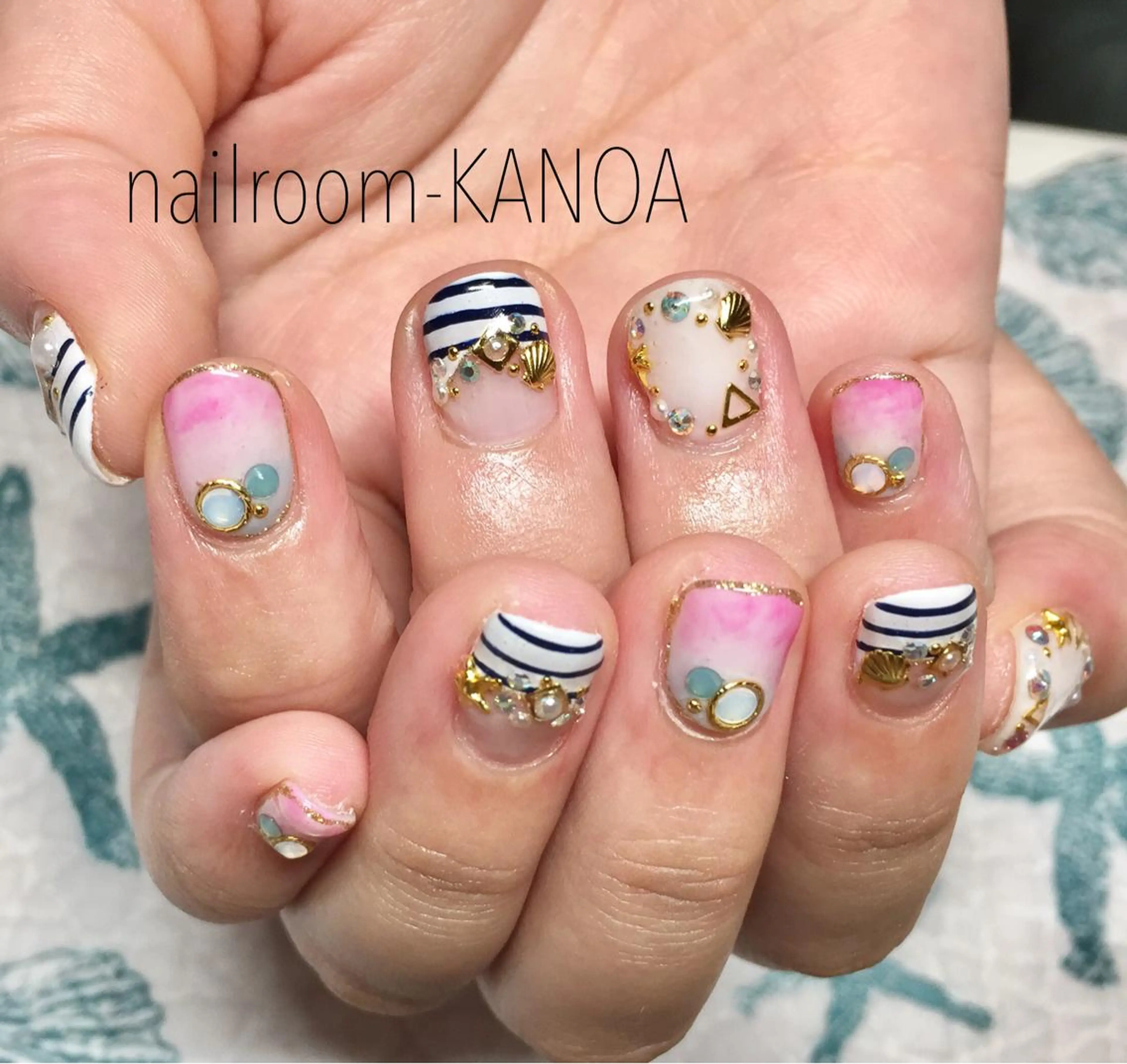 ネイル ボーダー nailroom- KANOAのネイルデザイン