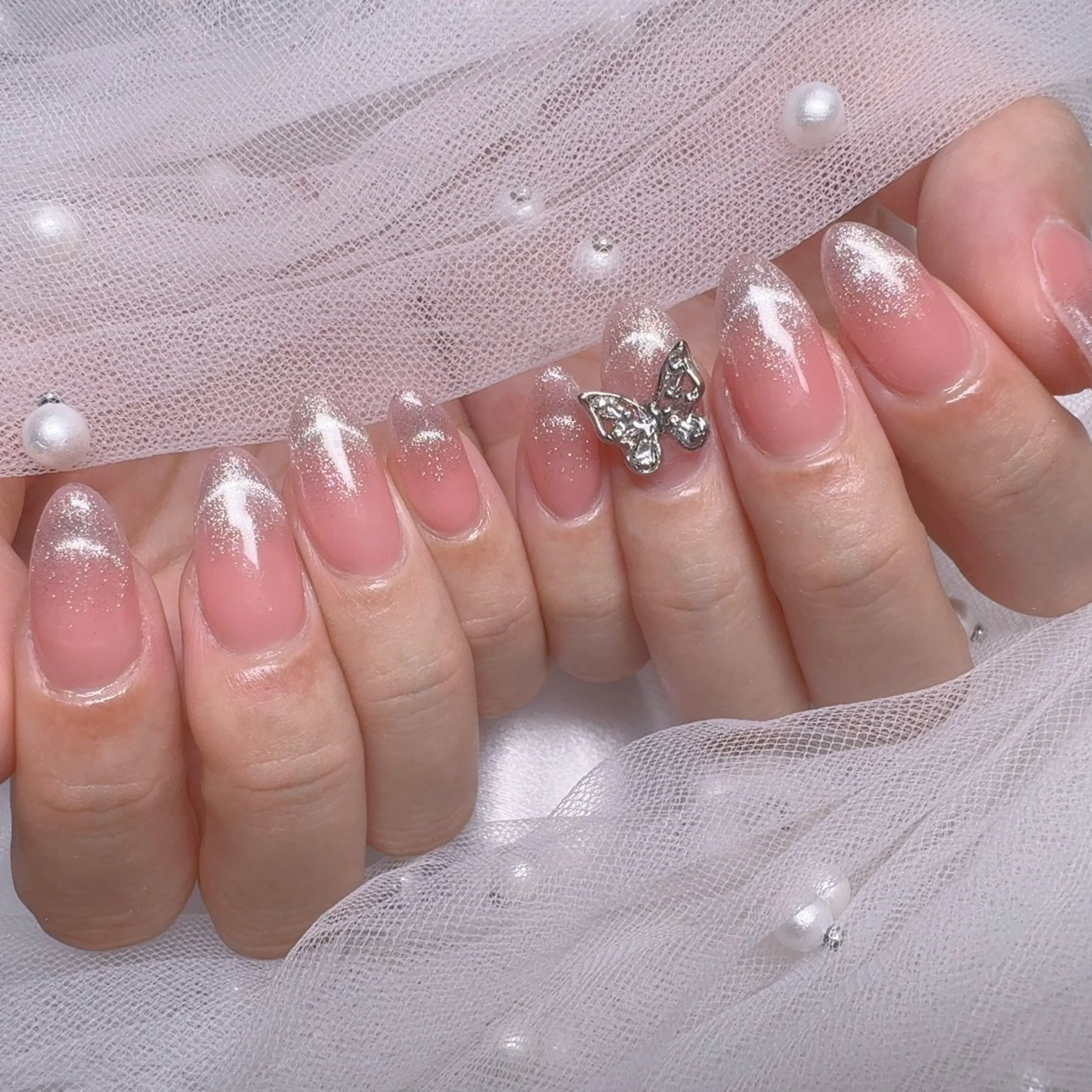 ネイル フレンチネイル マグネットネイル マグネットフレンチ ハンドネイル ハンドケア minami ネイルのネイルデザイン