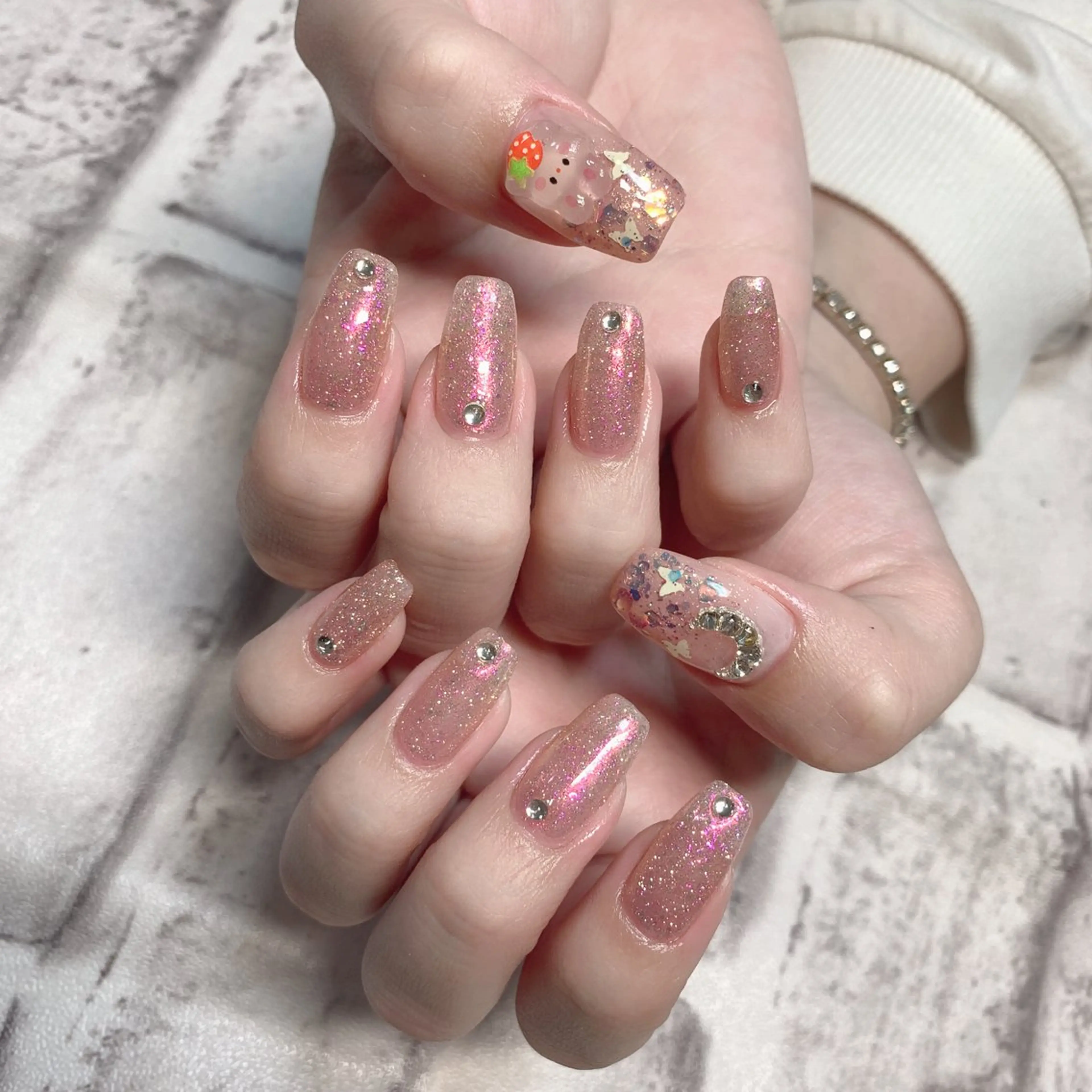 ネイル ハンドネイル 💅ネイルハウス🏡 🎀TOMO🎀のネイルデザイン