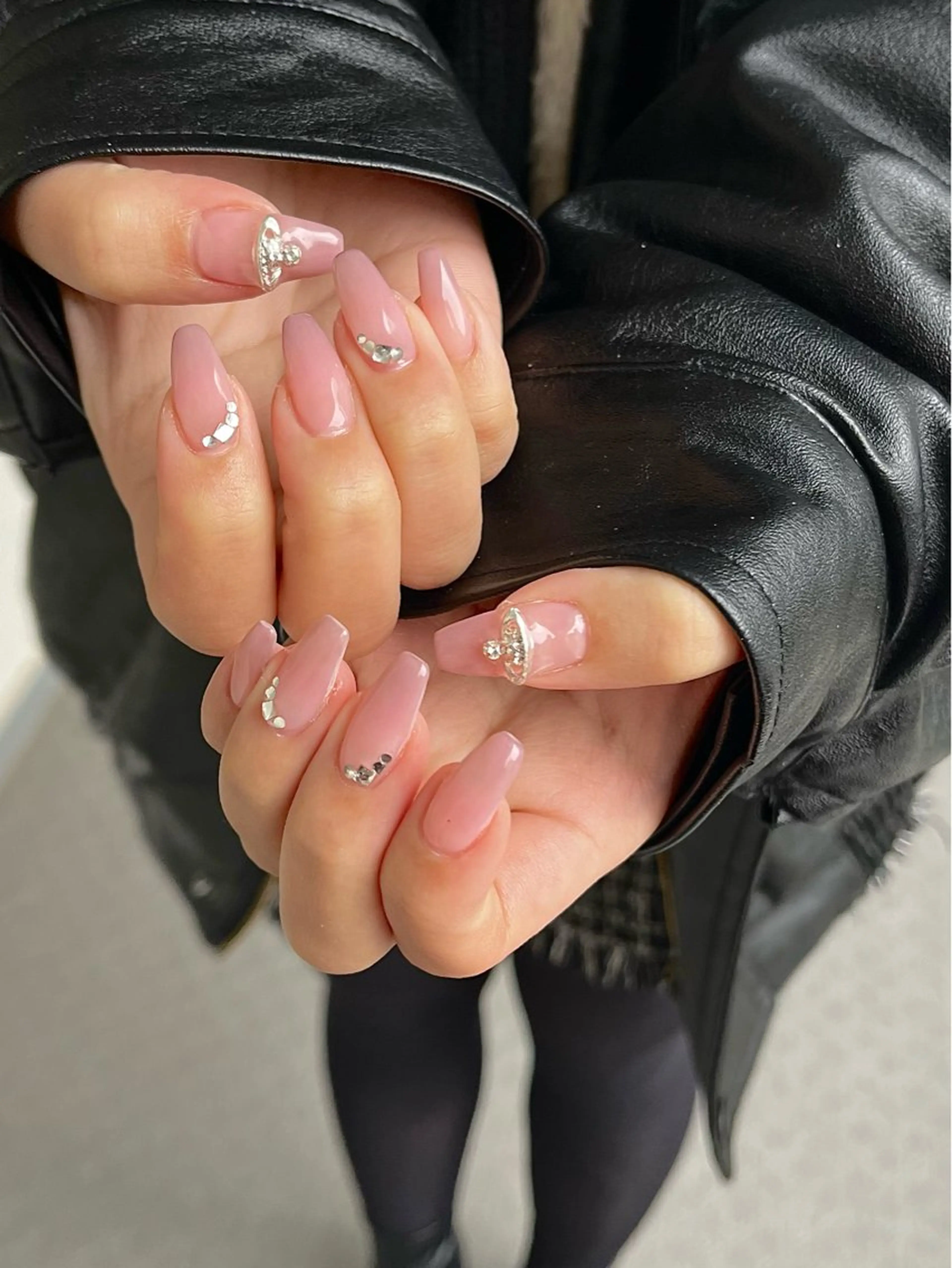 ネイル ハンドネイル フットネイル Nailsalon Fave/Rinaのネイルデザイン